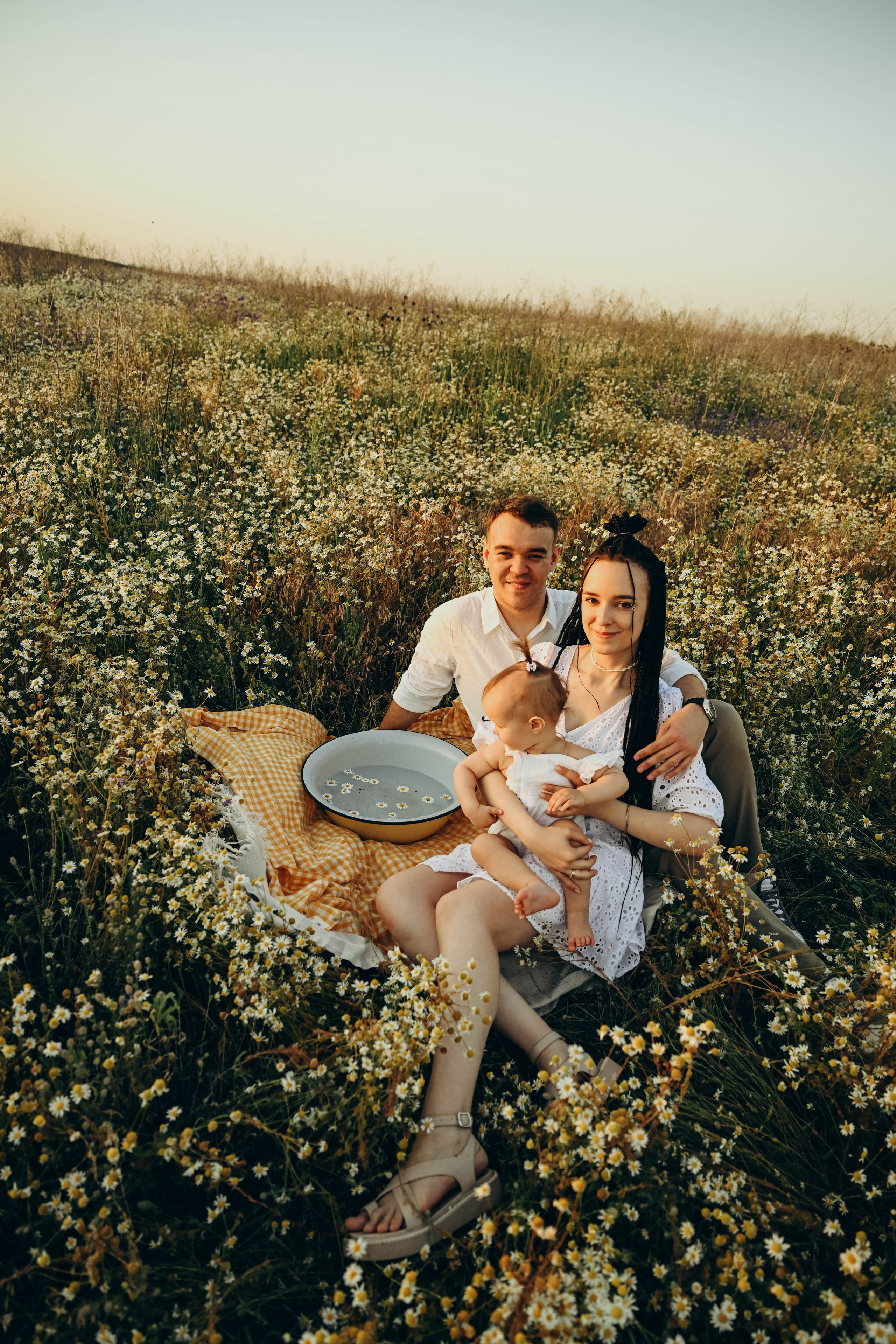 Ромашковое поле. Семейный фотограф в Москве Люберцах Ирина Вронская
