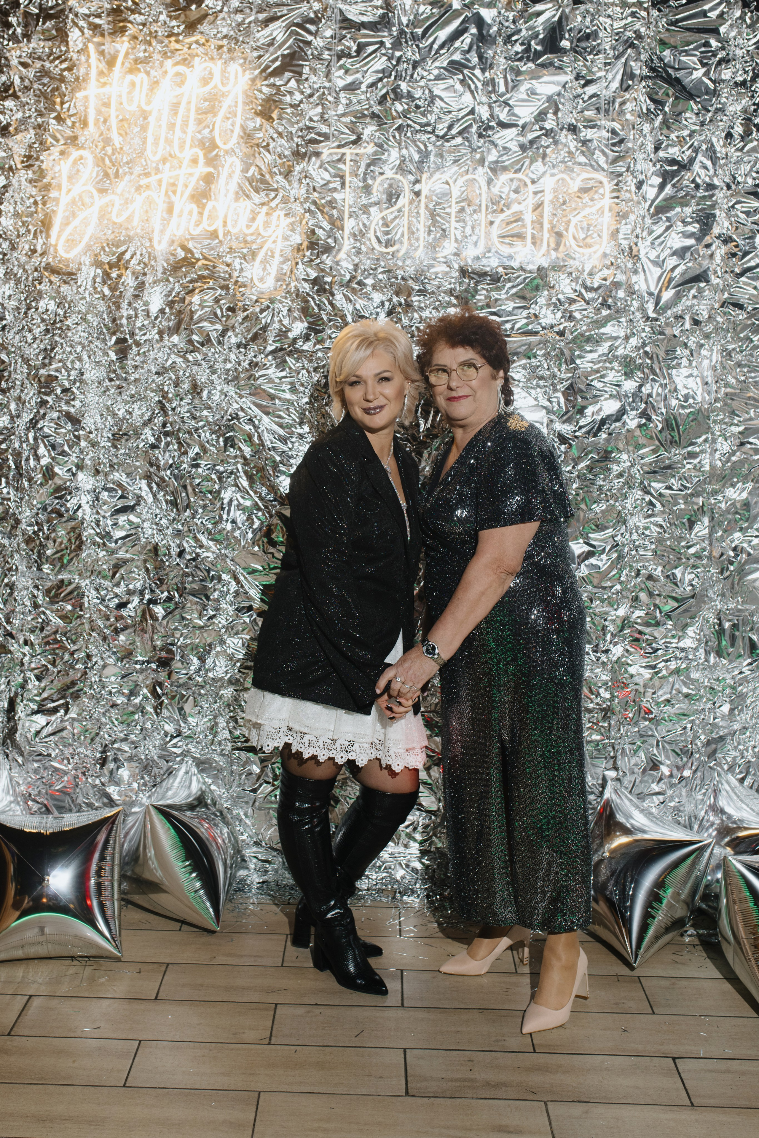 День рождения Томы — Let`s Talk Bar. Свадебный фотограф Екатеринбург/Челябинск — Любовь Волохова