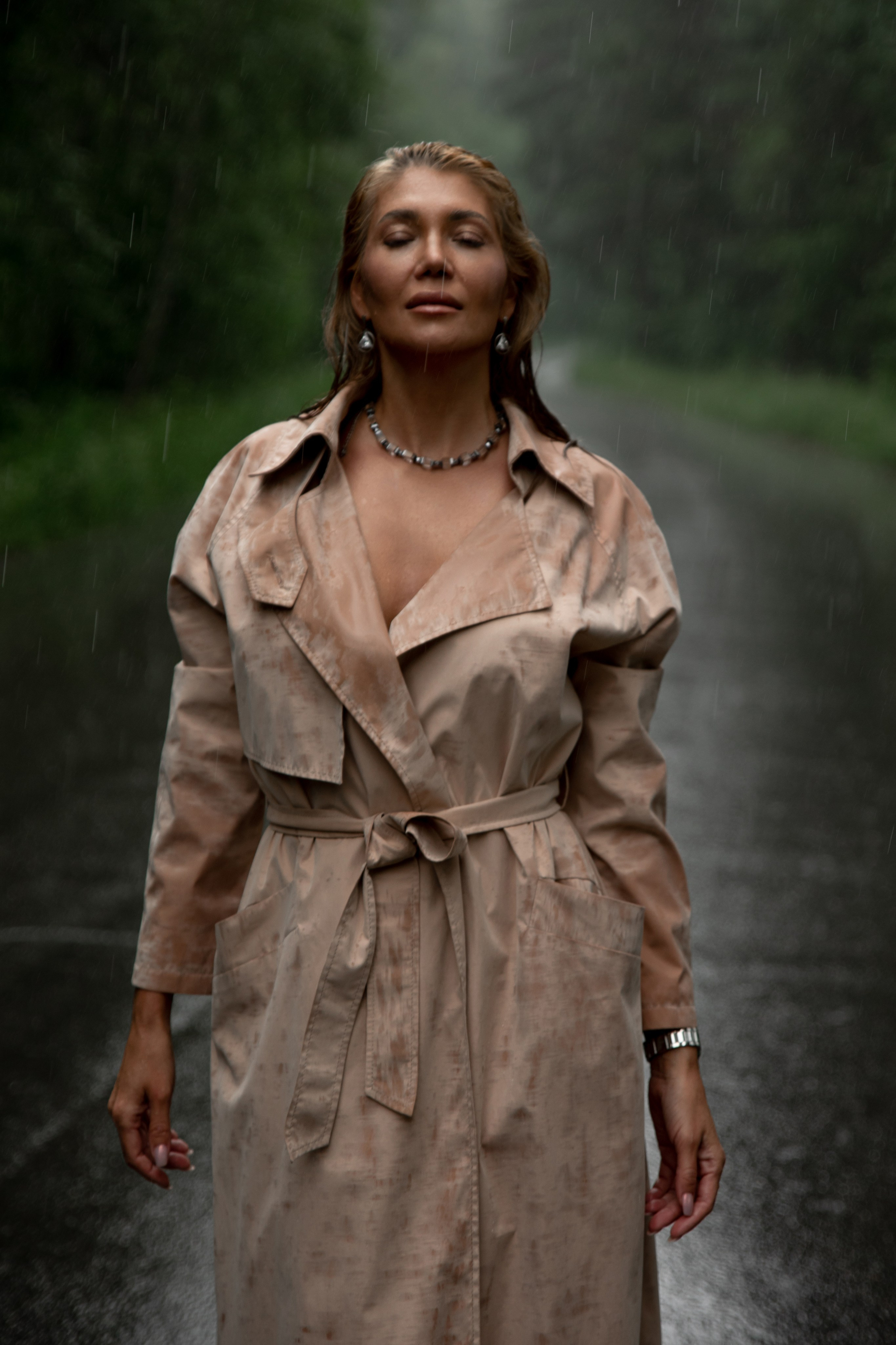 Розалия. Сьемка под дождём в лесу. Фотограф Набережные Челны Казань