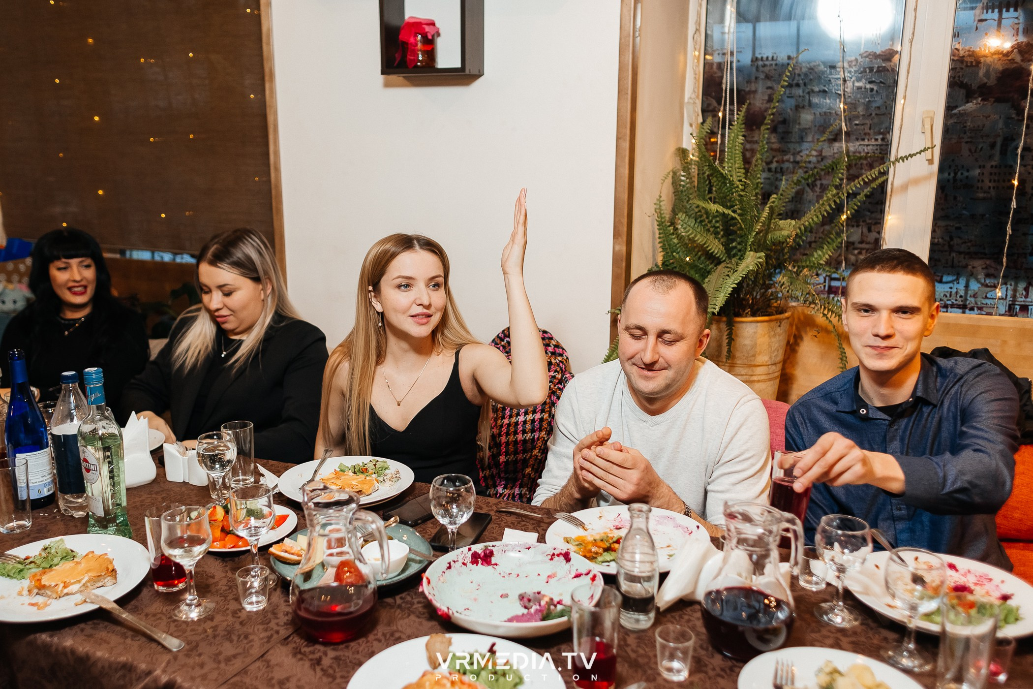 8 марта в кафе «кАмпот»