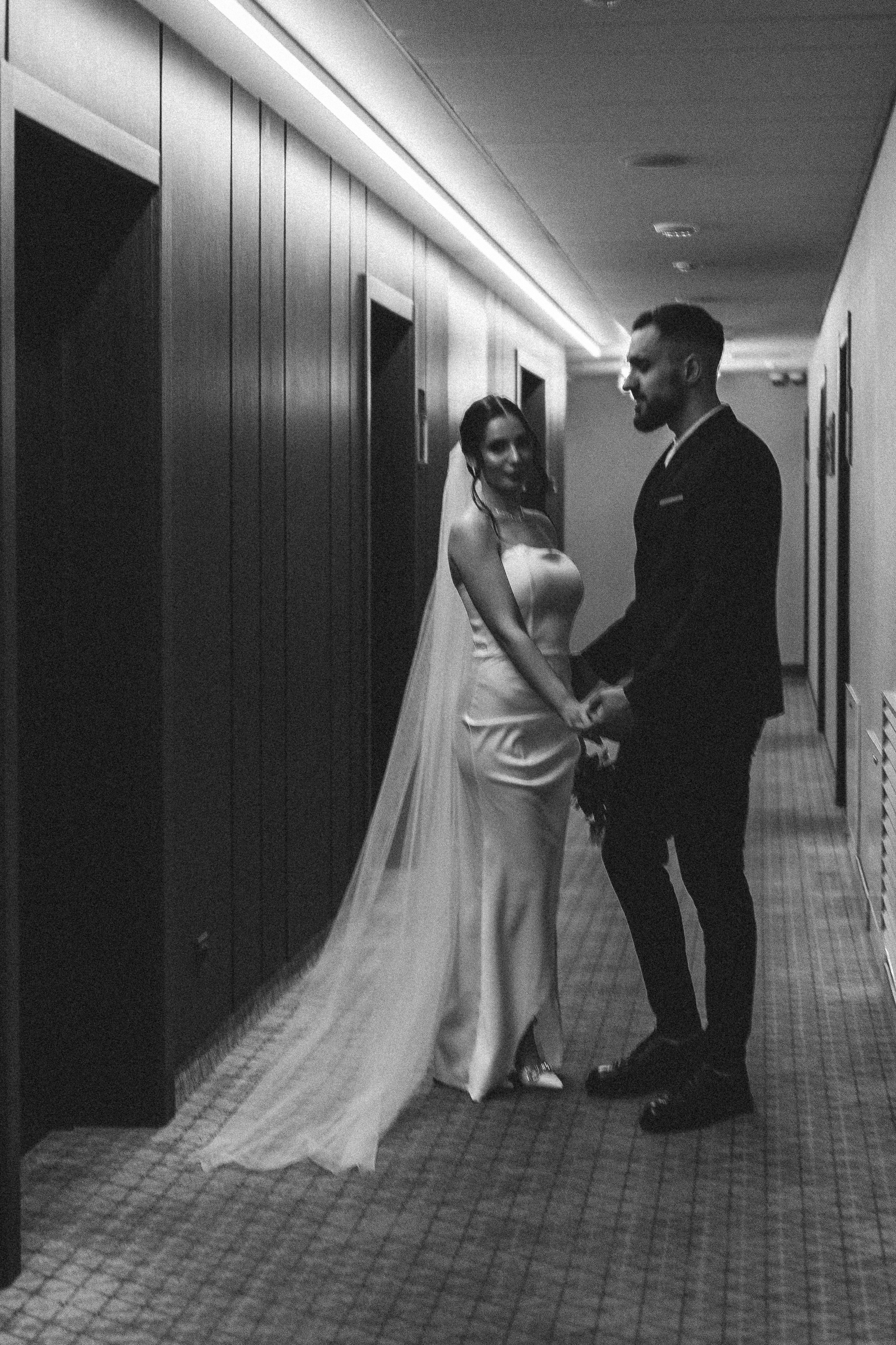 СВАДЕБНАЯ СЬЕМКА СБОРОВ ЖЕНИХА И НЕВЕСТЫ В ОТЕЛЕ И ТАКЖЕ ФОТОСЕССИИЯ В ОТЕЛЕЕ МЕГАПОЛИС БРЯНСК. Профессиональный фотограф, Санкт-Петербург — Виктория Богомолова