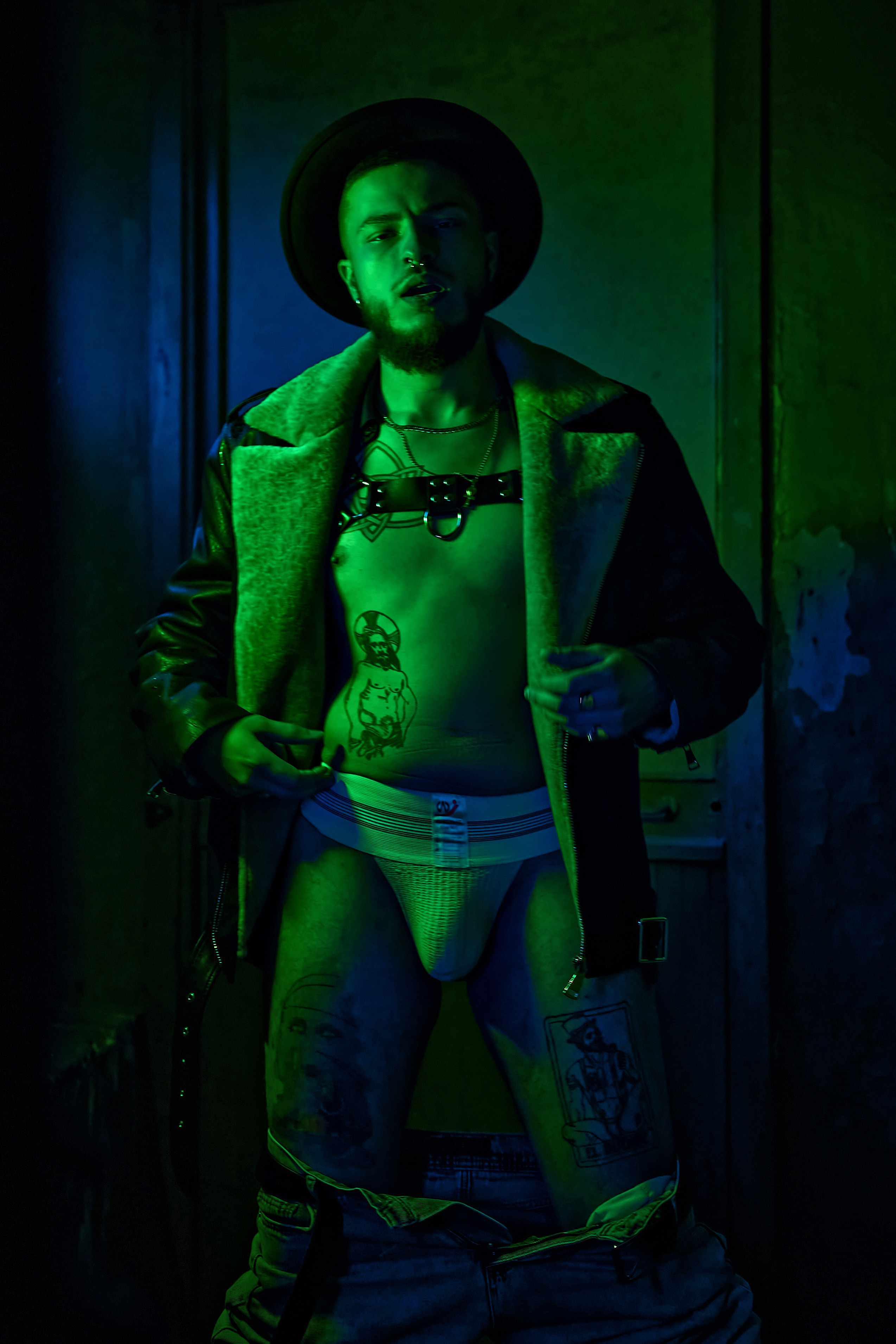 RAGNARSON. ANDY KIN Мужской и ню-фотограф в Москве