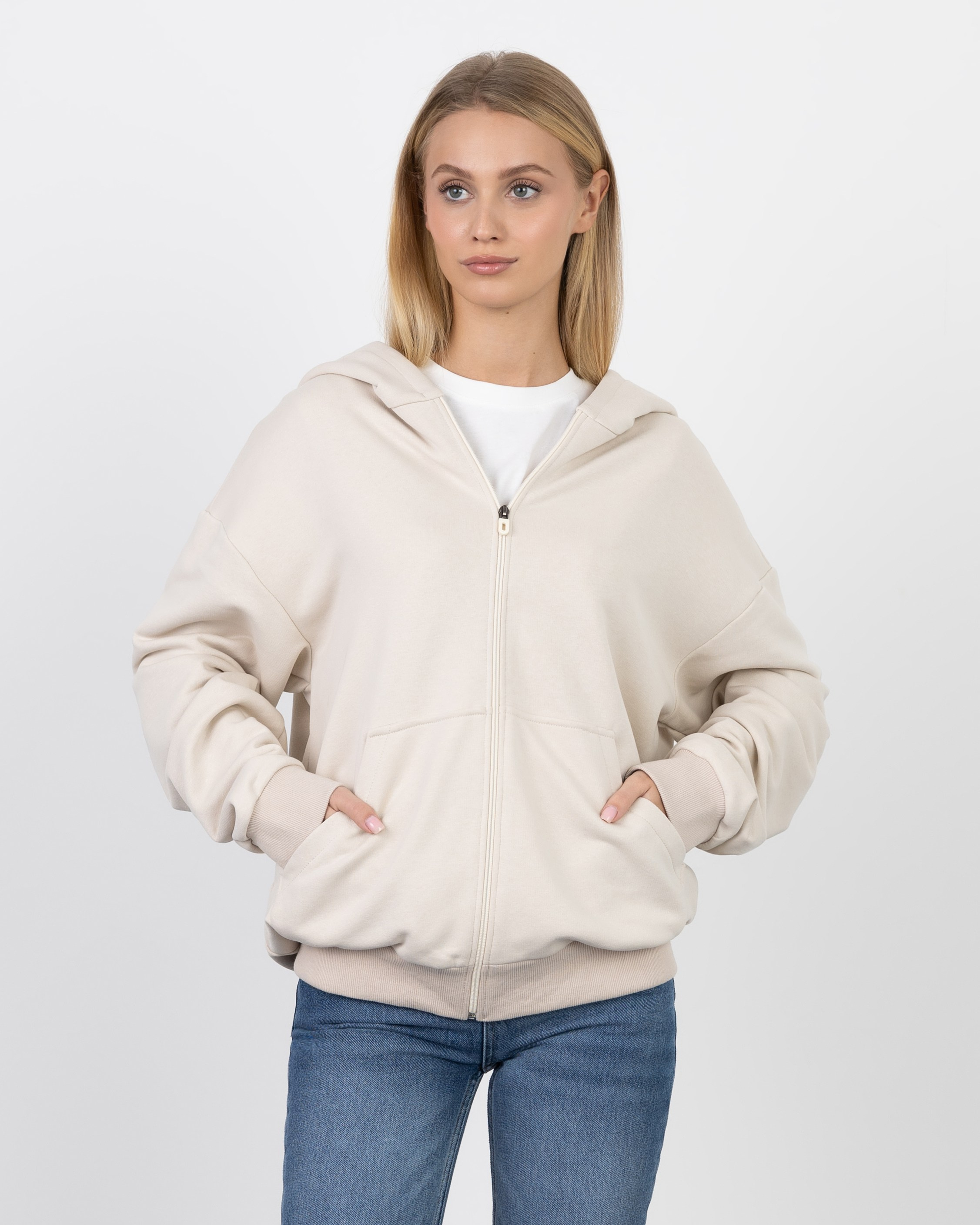 WB: Closius | Худи и зипки. Главная