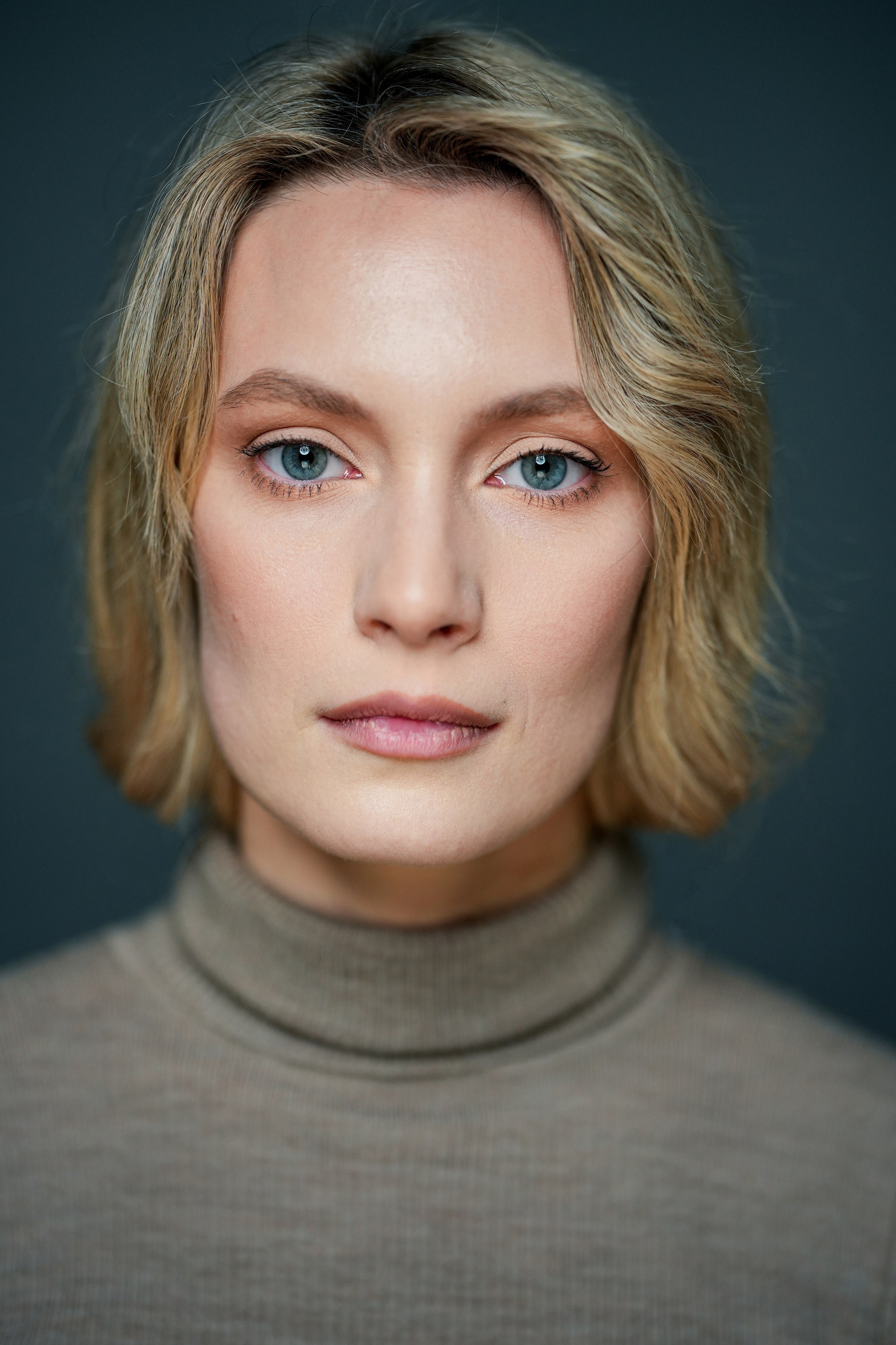 Актриса Зоя Дамье. Портретная съемка в Москве, студийный фотограф Игорь Фомин