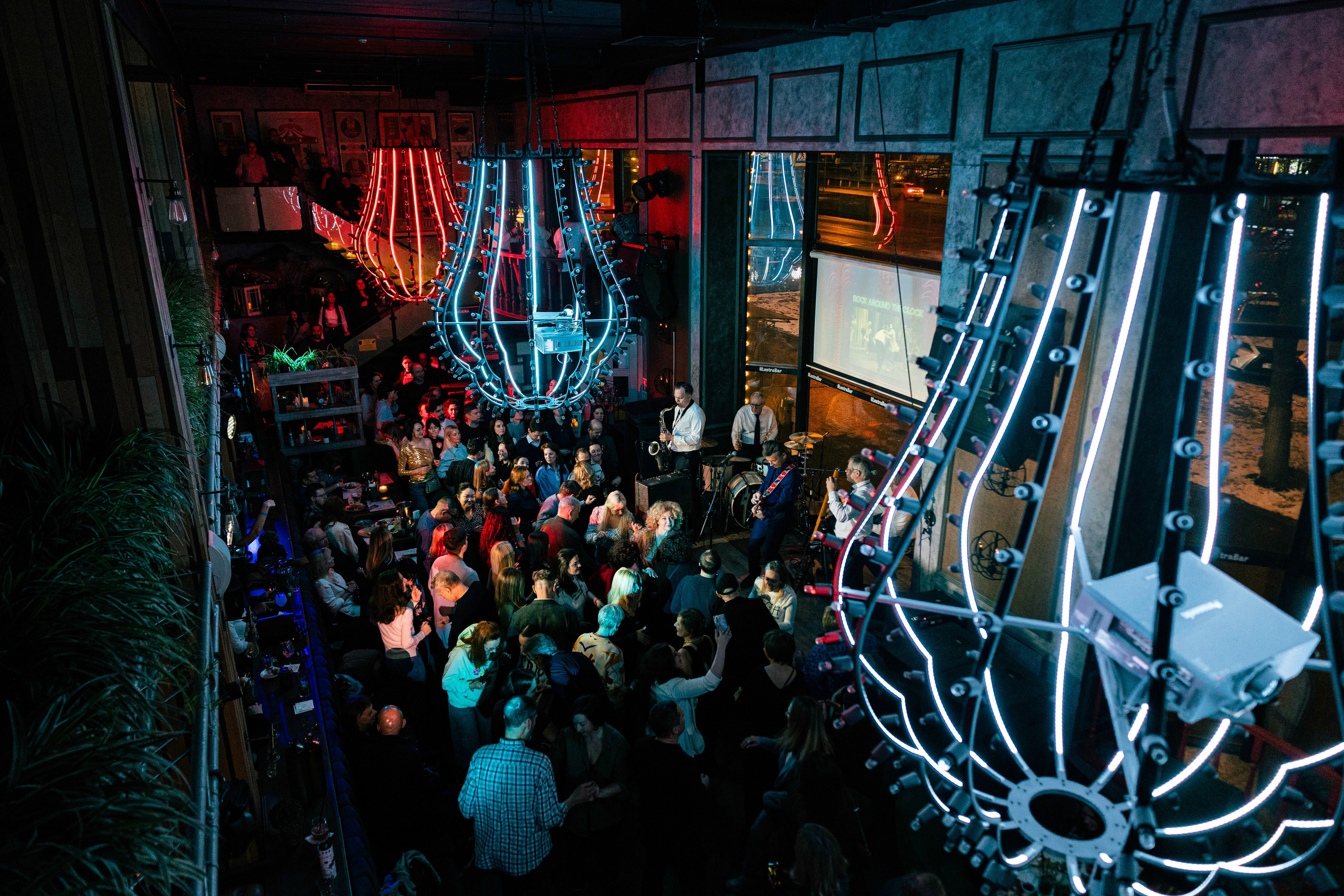 Выступление группы Сюткин. Концертный фотограф в Москве Алексей Вовк