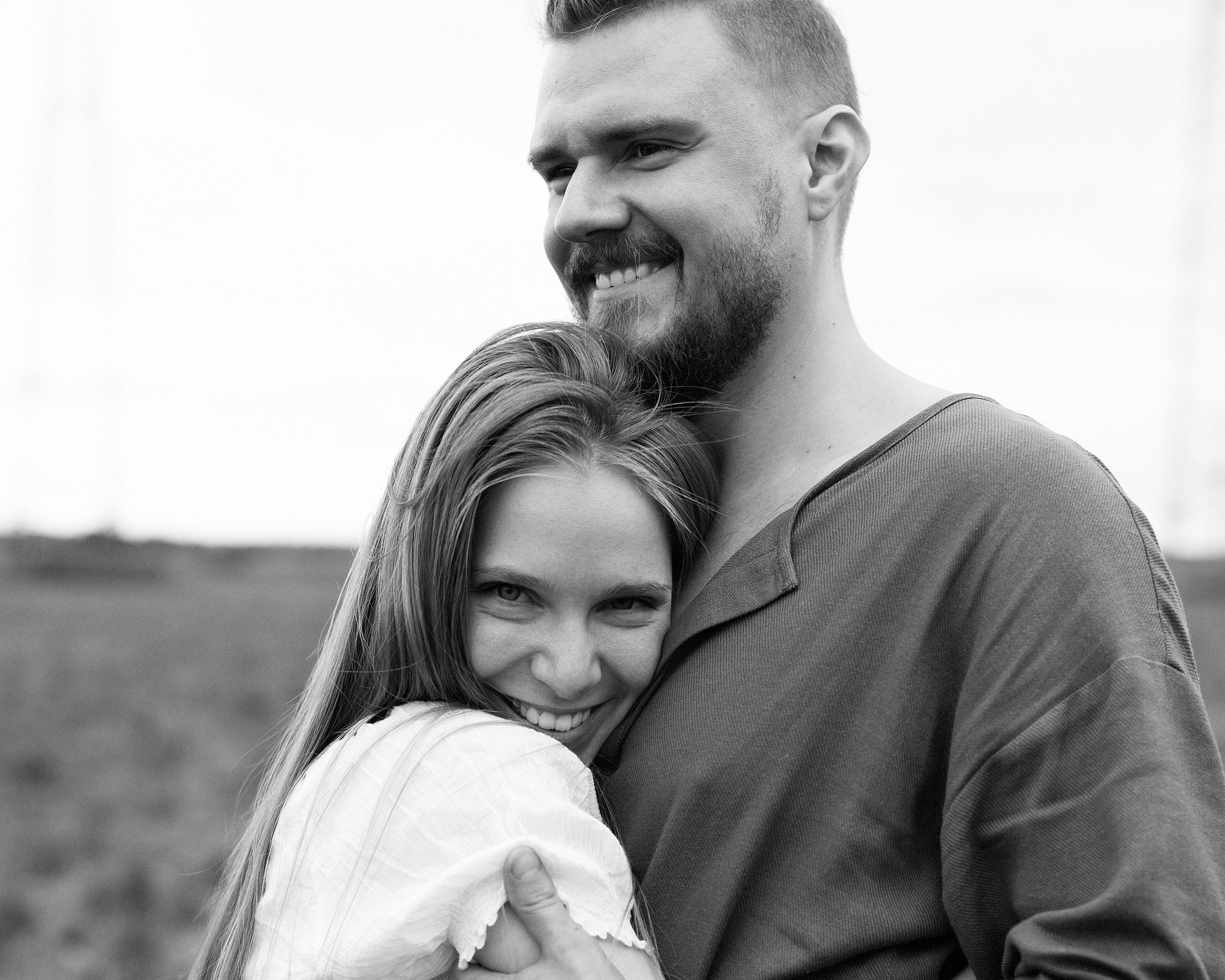 Любовь в полях. Портретный фотограф Белград Матвей Кармаков