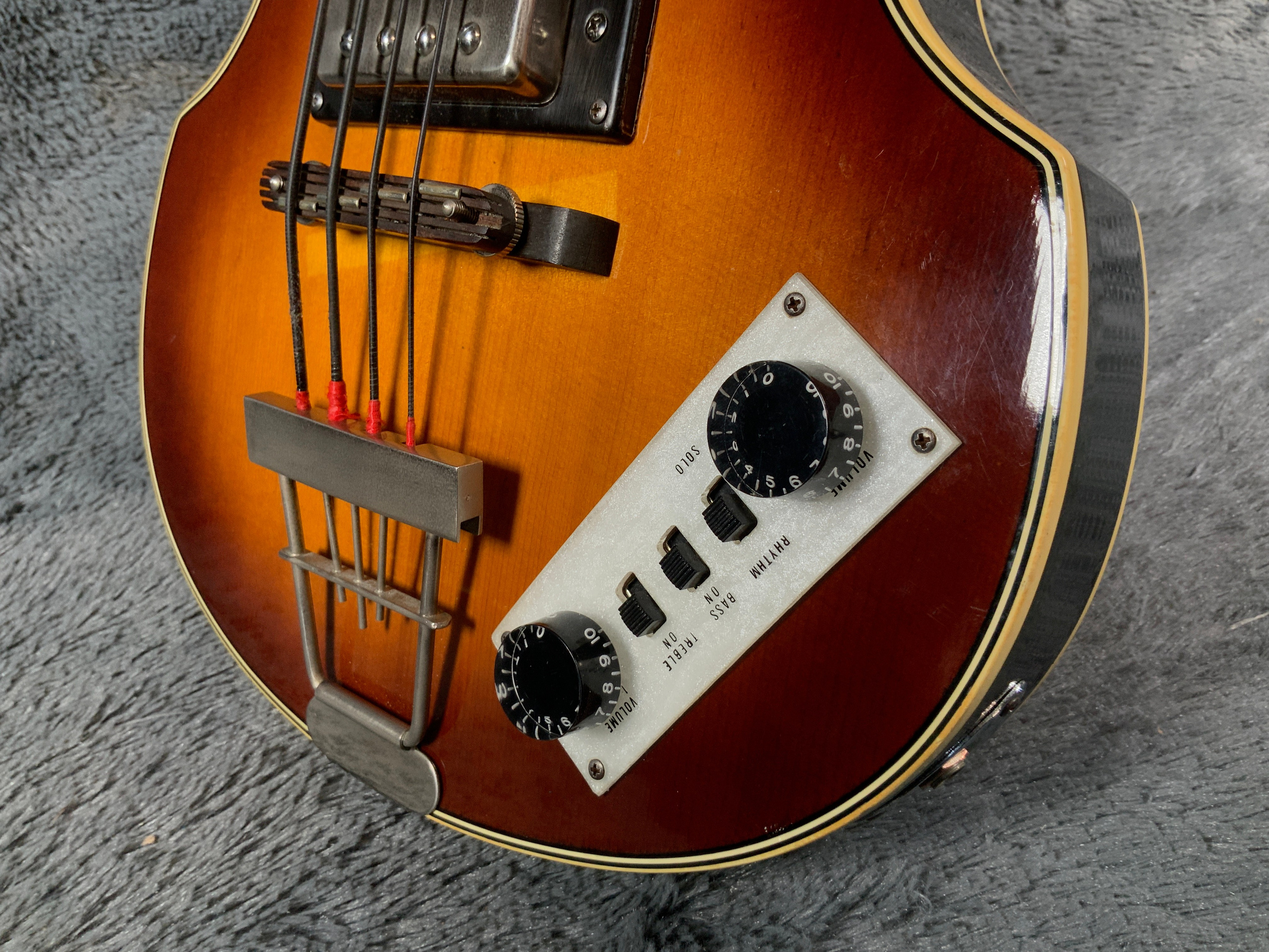 Norwegian Wood Vaio Bass