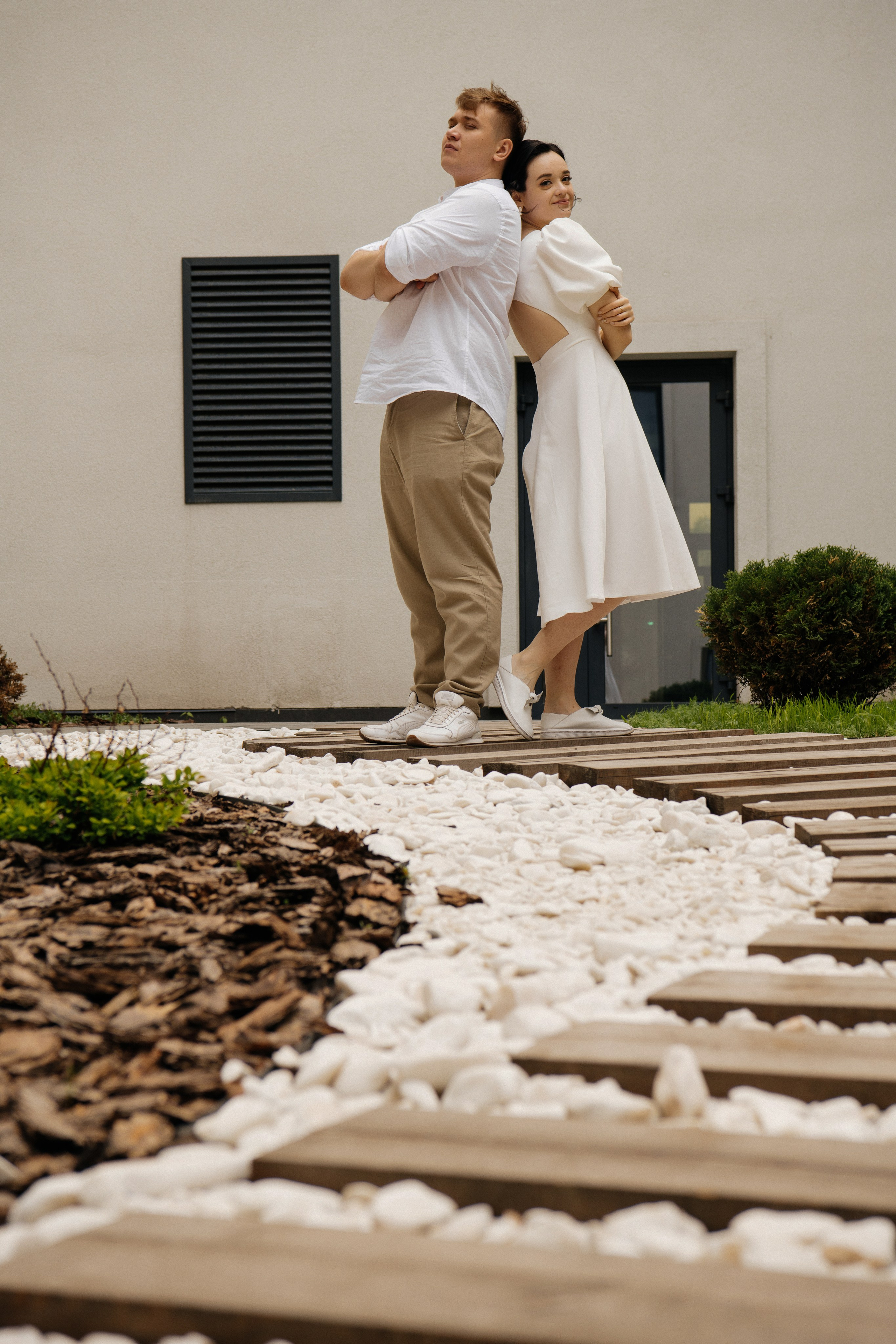 alt="Свадебная фотосессия в Барнауле. Свадебный фотограф Анна Глухова"