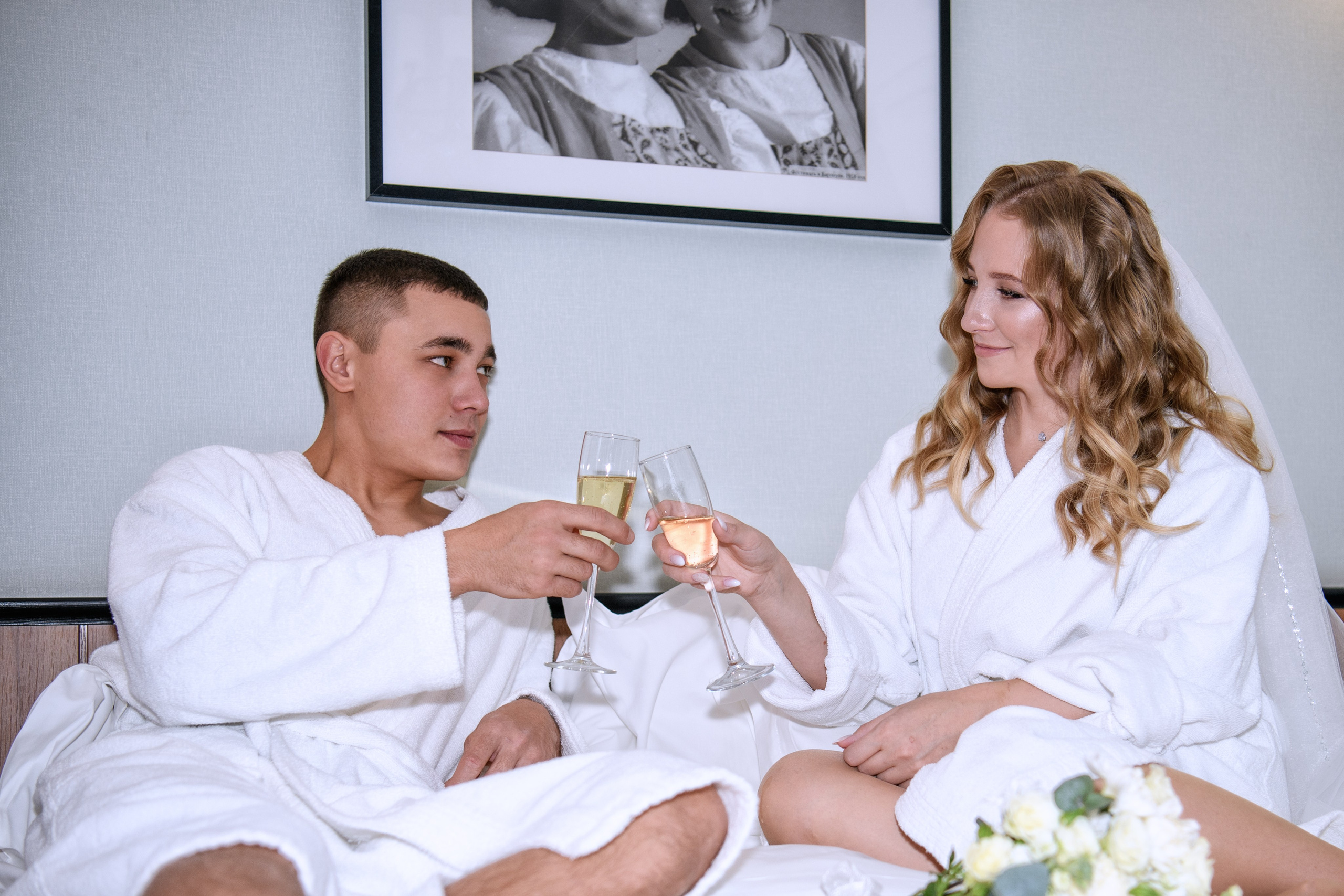 alt="Свадебная фотосессия в Барнауле. Свадебный фотограф Анна Глухова"