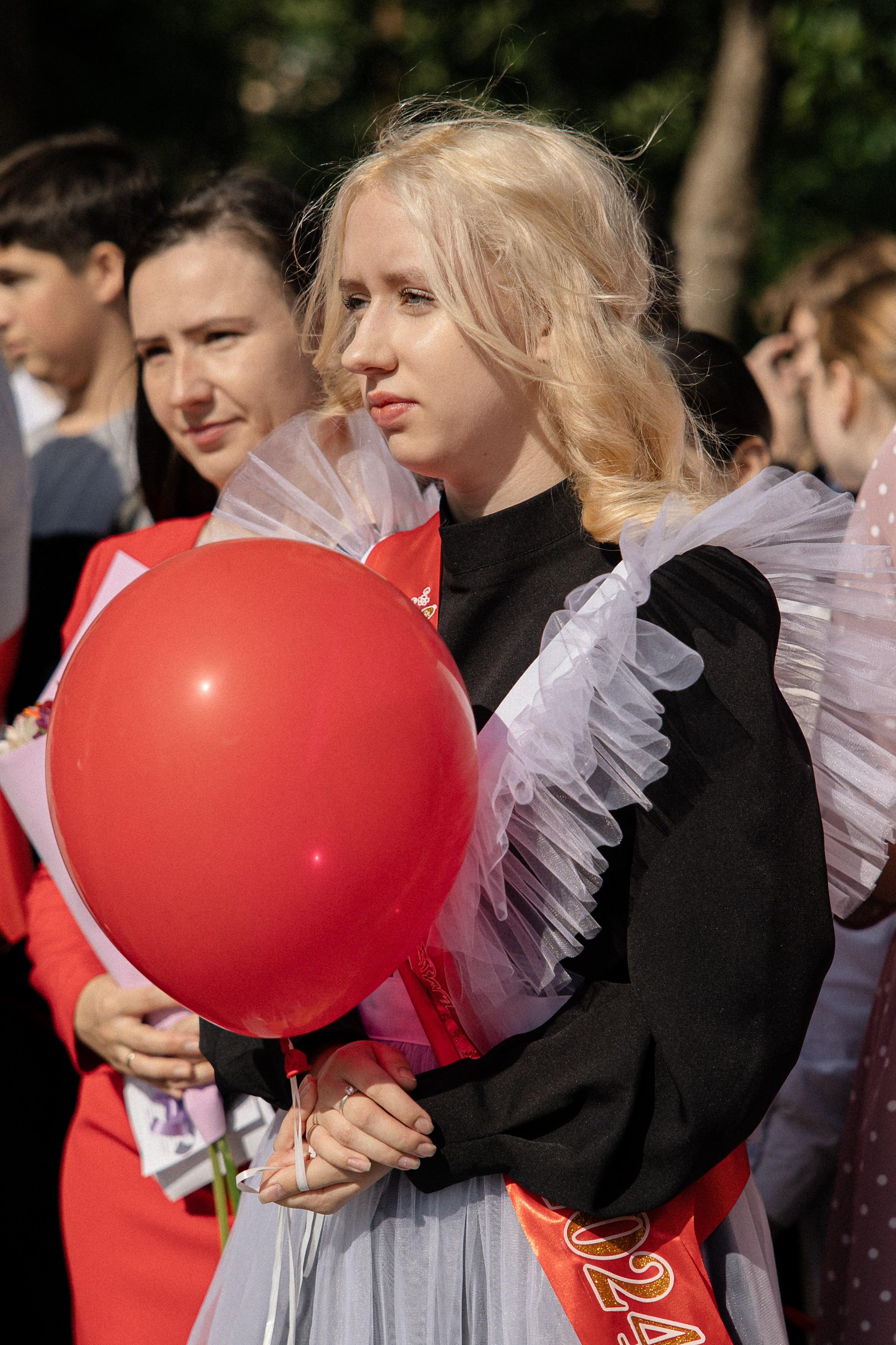 Последний звонок — линейка. Свадебный фотограф Роман Еремеев