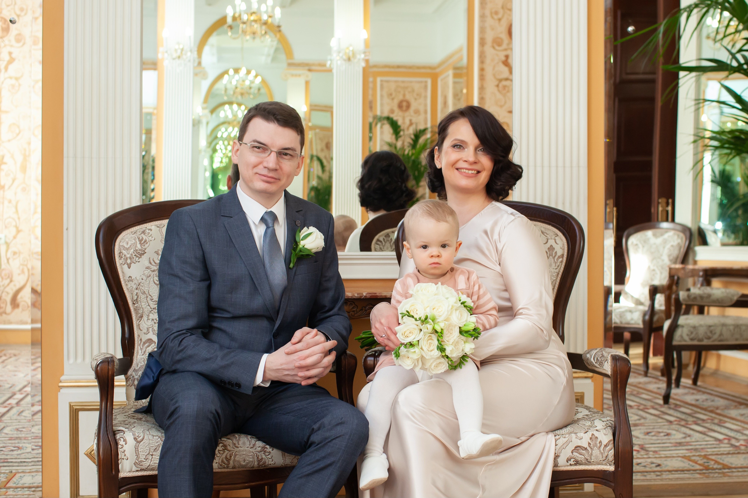 Съемка регистрации в Грибоедовском ЗАГСе. Фотографы в Москве Светлана Устинова и Сергей Грачев