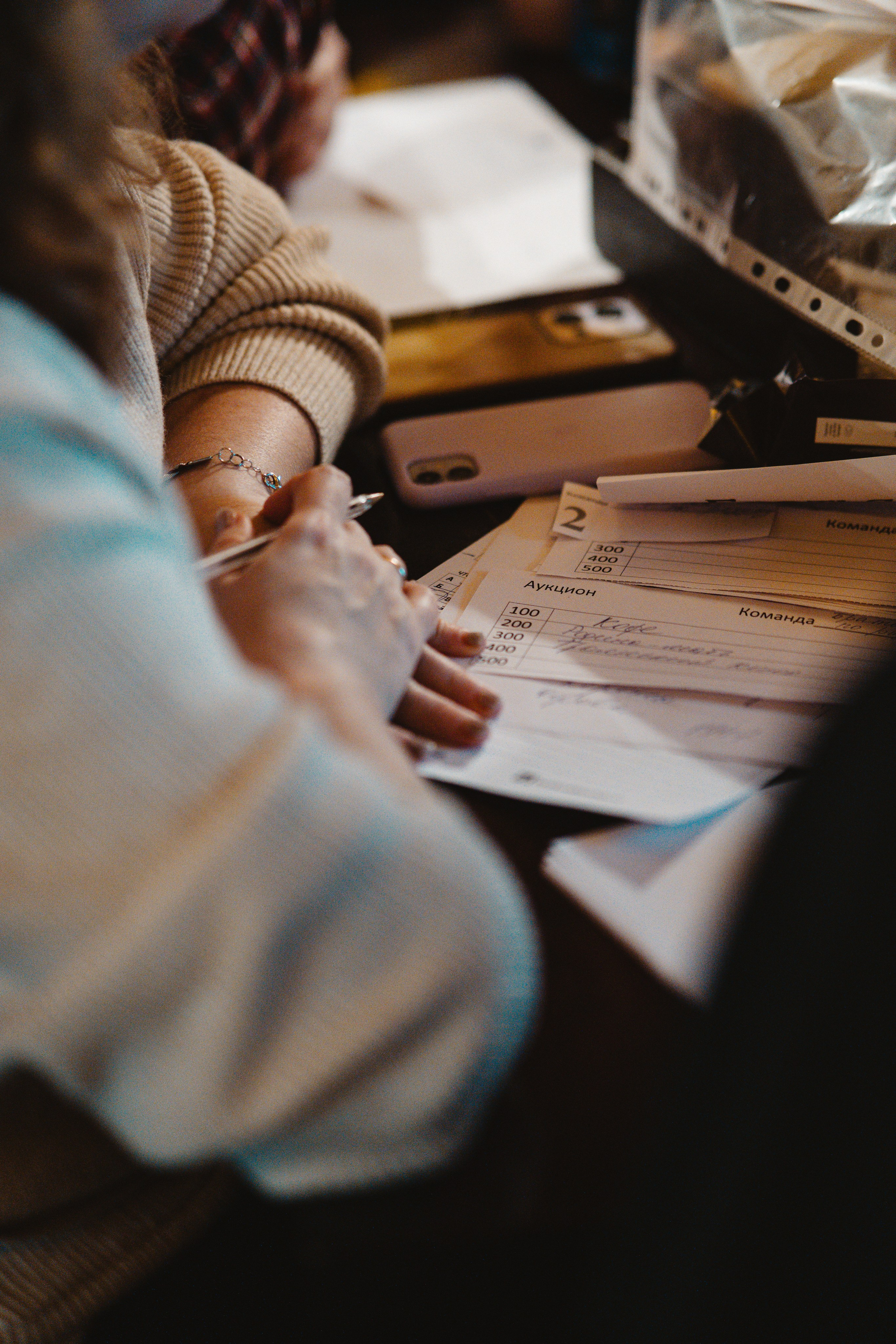 Intellectual games. Я занимаюсь событийной, свадебной, товарной, студийной… фотографией