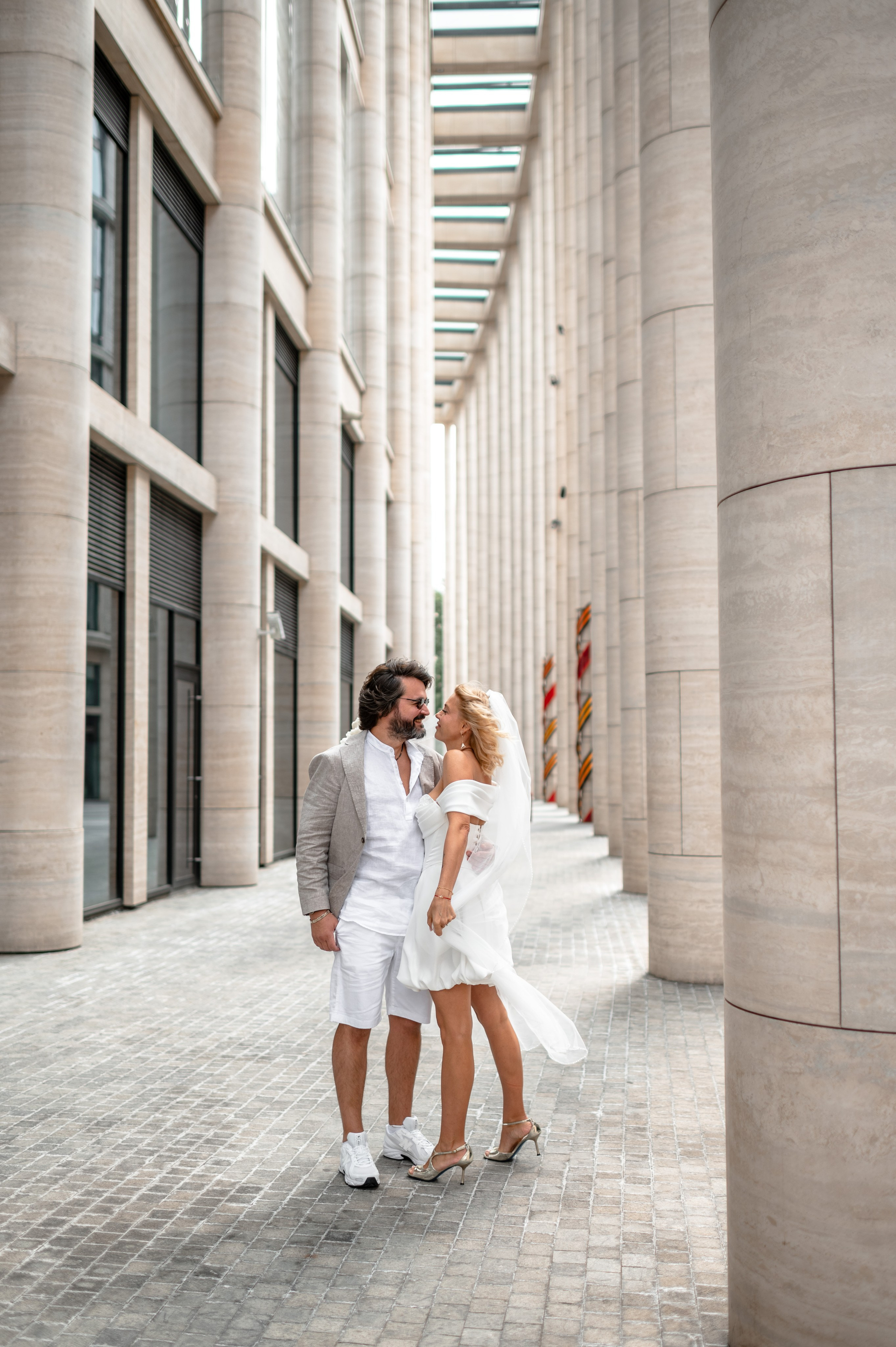 Юлия и Павел (сборы невесты, Невская ратуша, красный Buick, прогулка по рекам на катере). Портретный, семейный и свадебный фотограф в Санкт-Петербурге и в Пушкине Ширяев Денис