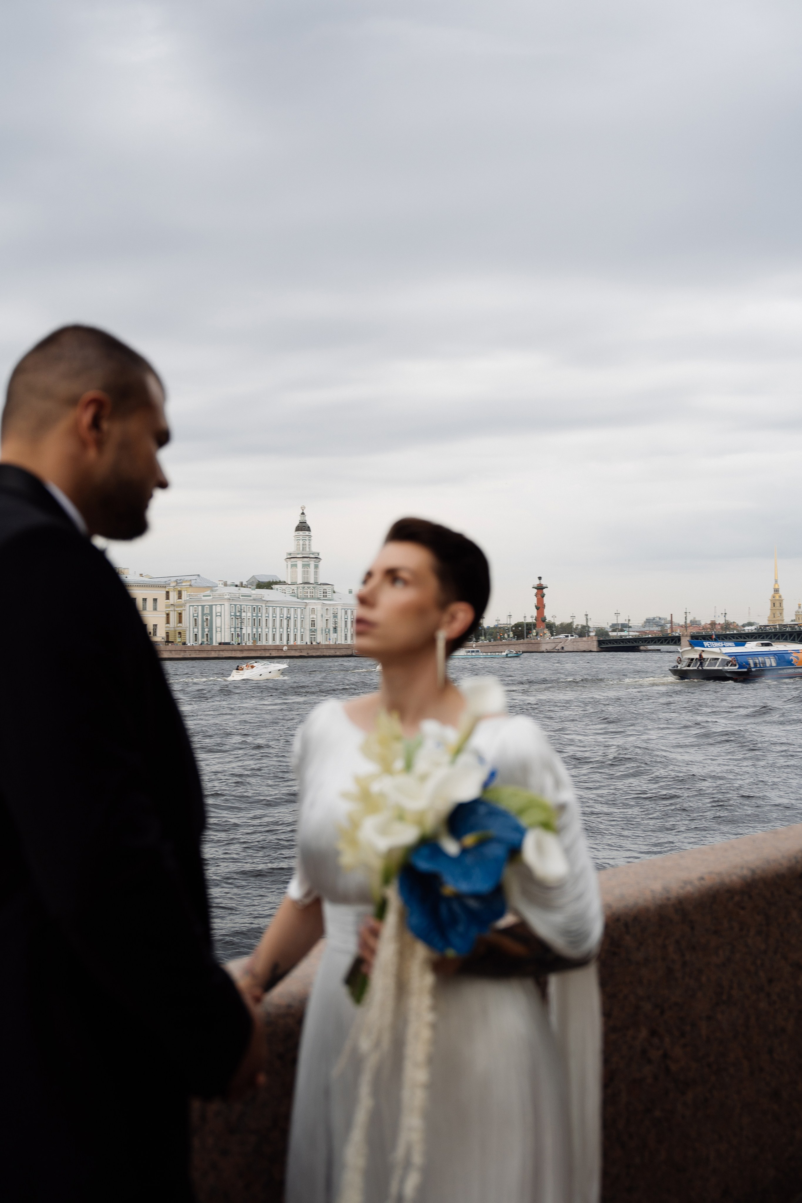 Свадьба в сошиал клабе. Свадебный фотограф организатор в Санкт-Петербурге Ассоль Опарина