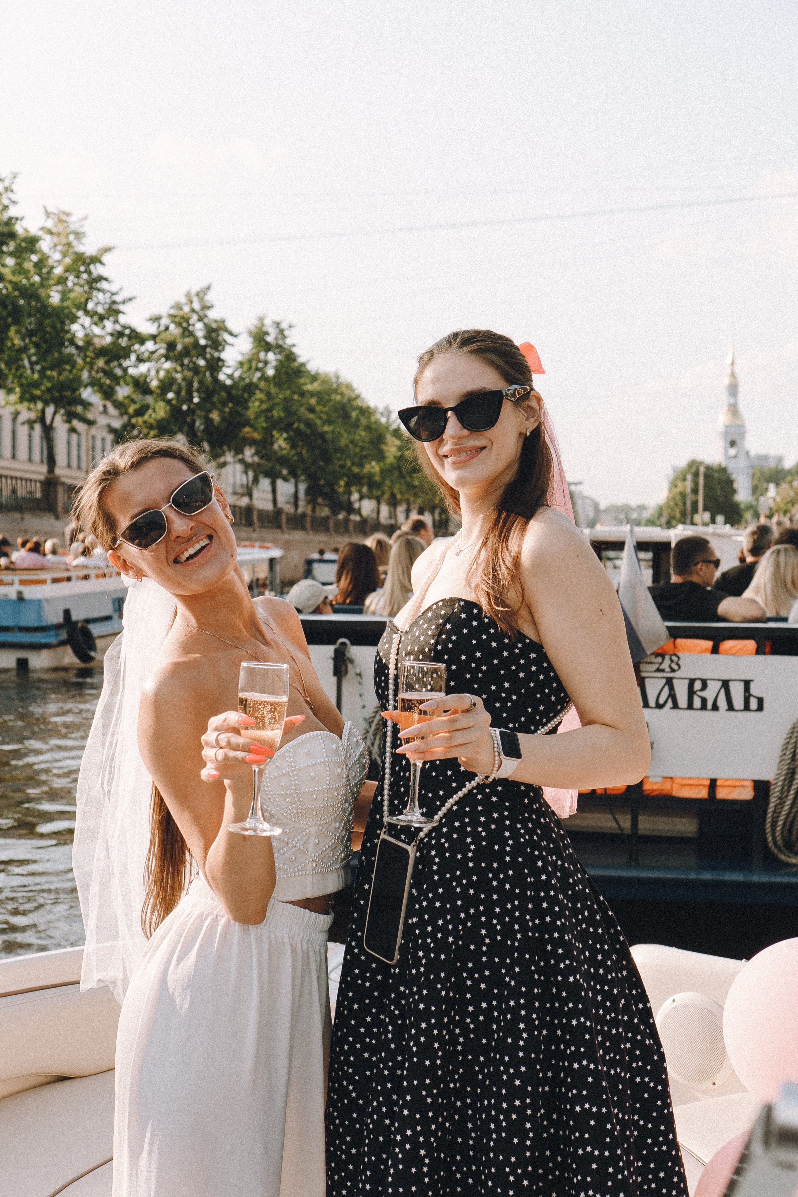 ДЕВИЧНИК НА КАТЕРЕ. Профессиональный фотограф, Санкт-Петербург — Виктория Богомолова