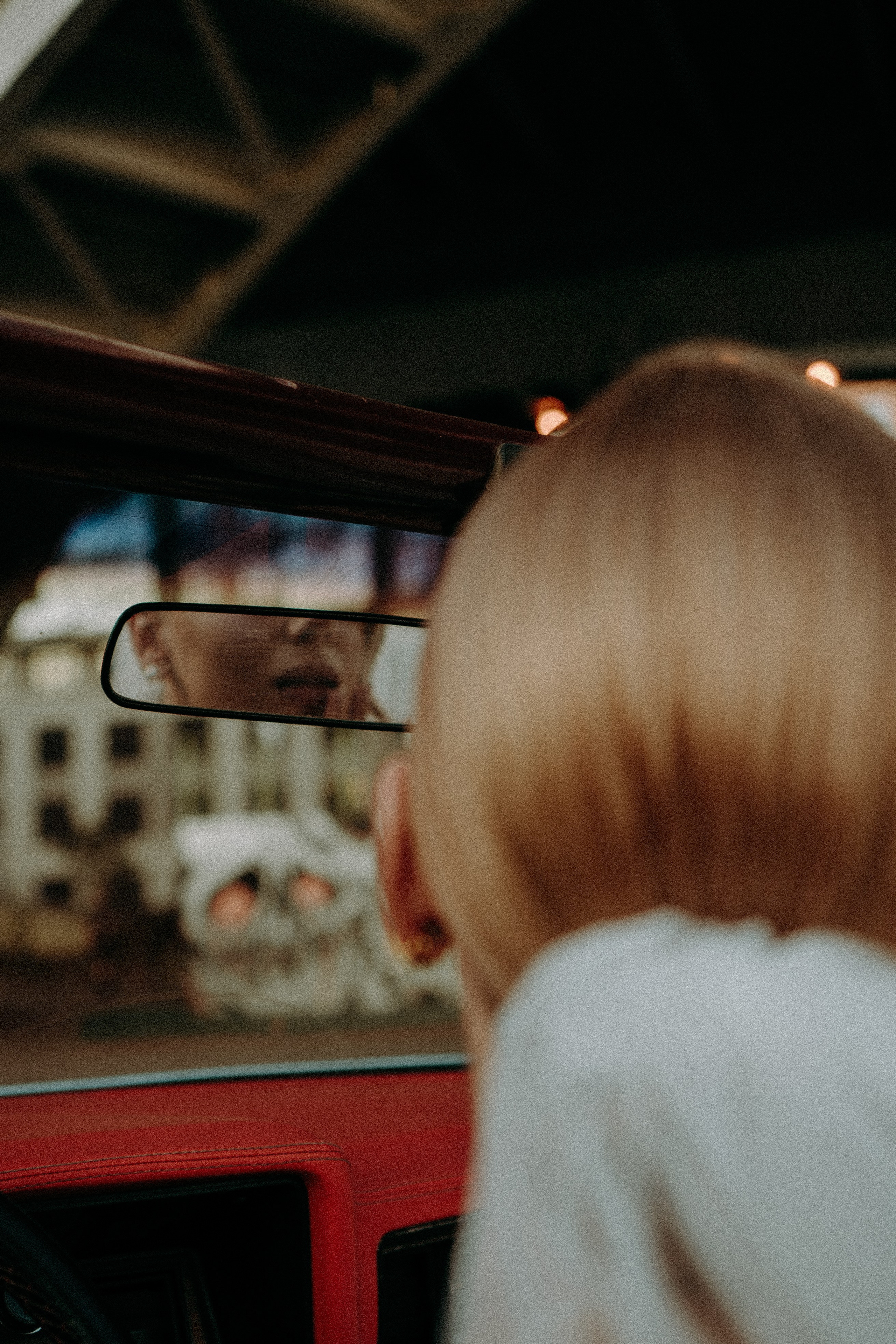 СВАДЕБНАЯ СЬЕМКА ВОЗЛЕ МСОТА БЕТАНКУРА НА КАБРИОЛЕТЕ. Профессиональный фотограф, Санкт-Петербург — Виктория Богомолова