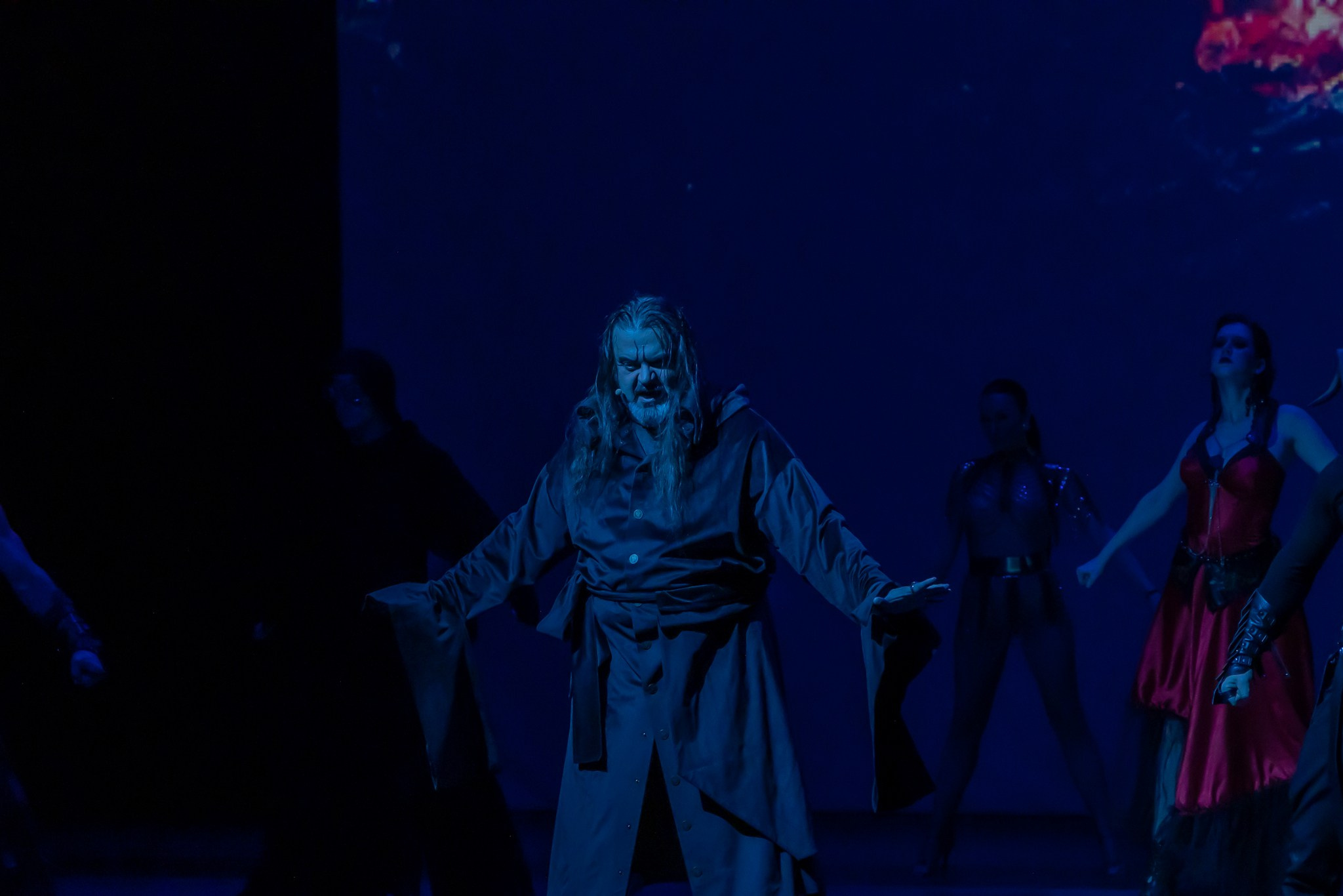 Премьера нового сенсационного рок-симфонического мюзикла «Замок забытых историй». Репортажный, семейный и студийный фотограф в Москве Демин Алексей