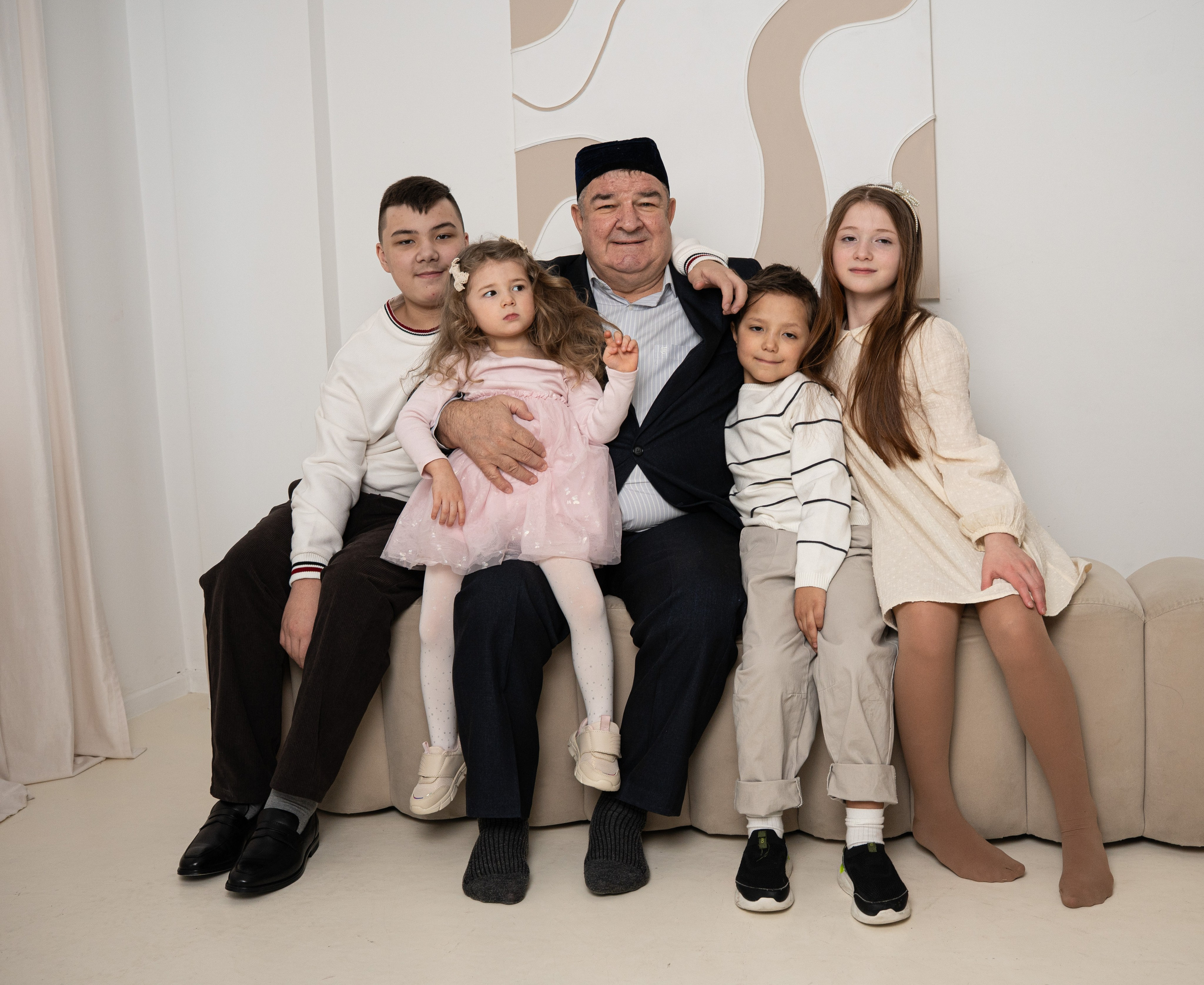 Семейная съёмка для Мадины. Студийный и портретный фотограф в САНКТ-ПЕТЕРБУРГЕИрина Махаон