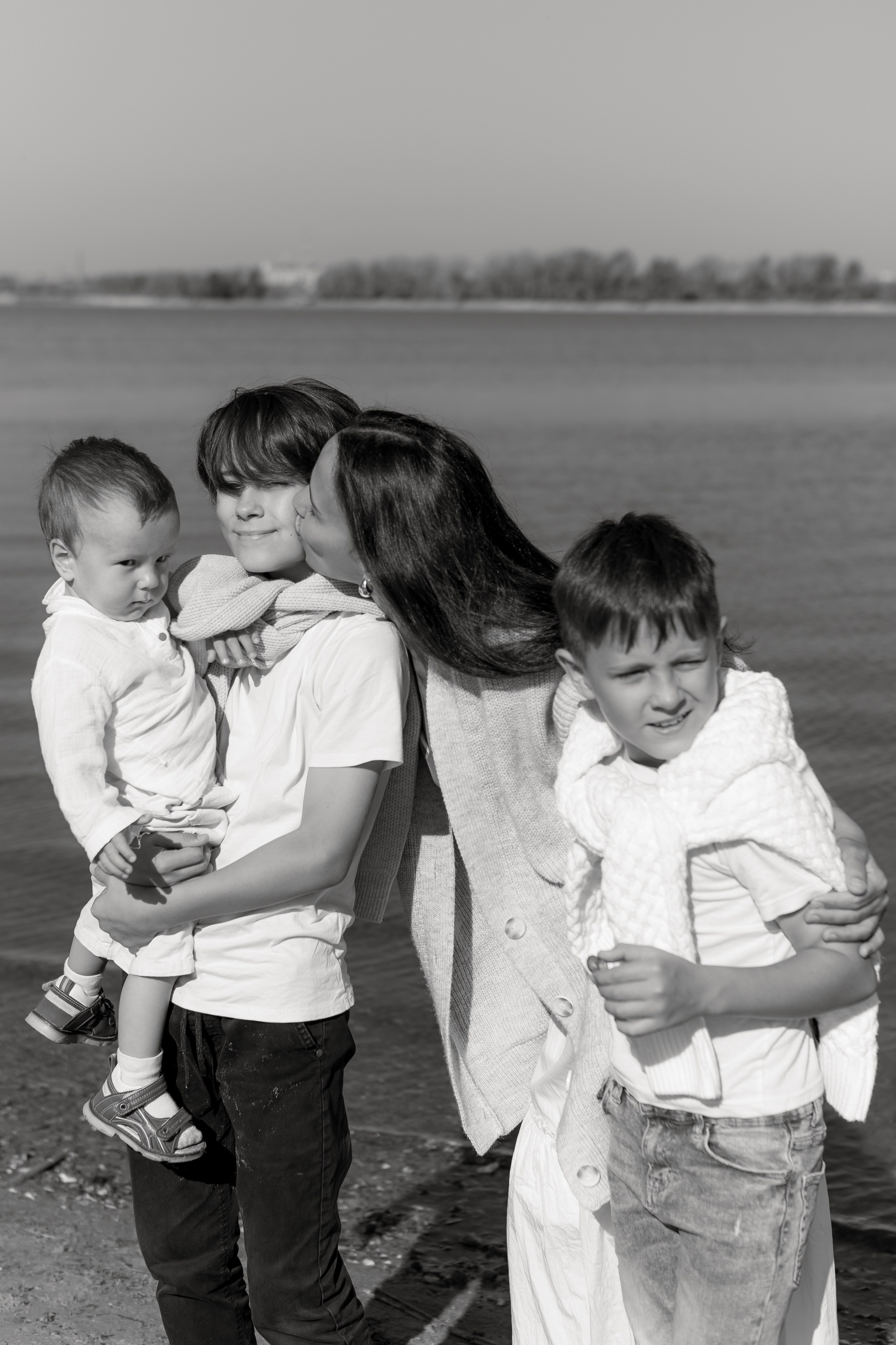 Ляйсан с мальчишками. Фотограф в Казани.Снимаю индивидуальные портреты, love story и свадьбы