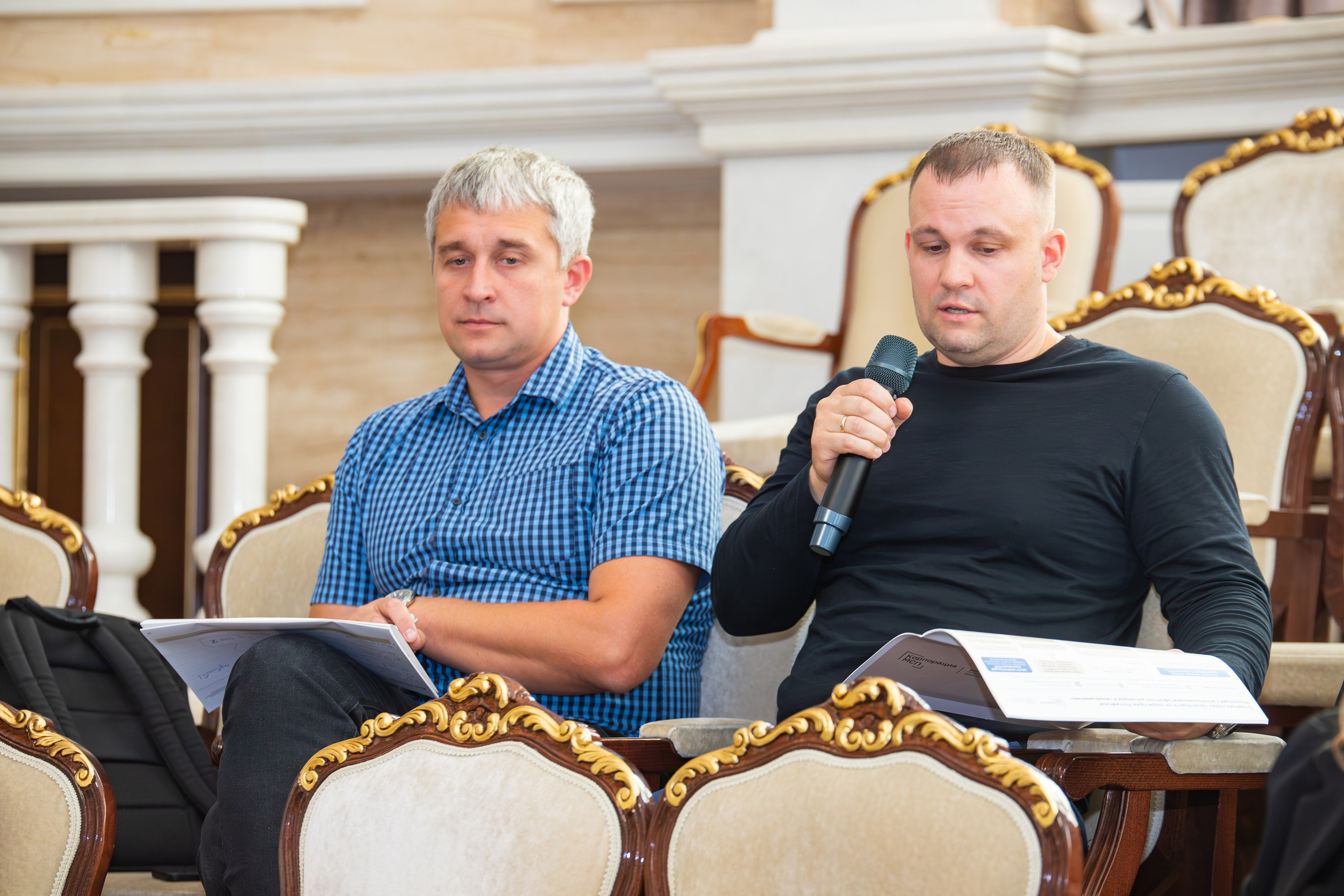 Бизнес конференция между крупным бизнесом и малым. Фотограф Александр Поздняков  Новосибирск