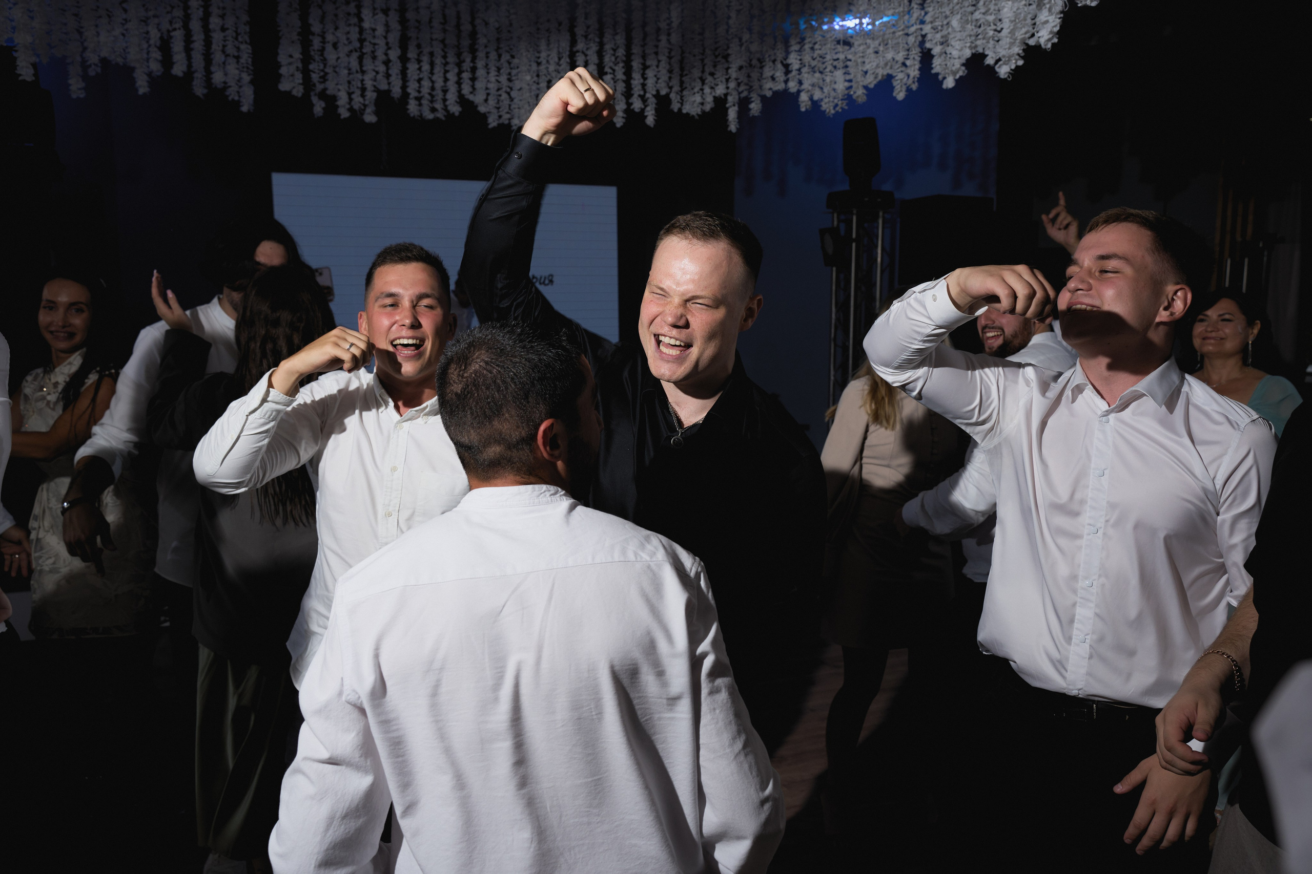 Виктор и Виктория. Свадебный фотограф Санкт-Петербург Акбулатов Руслан