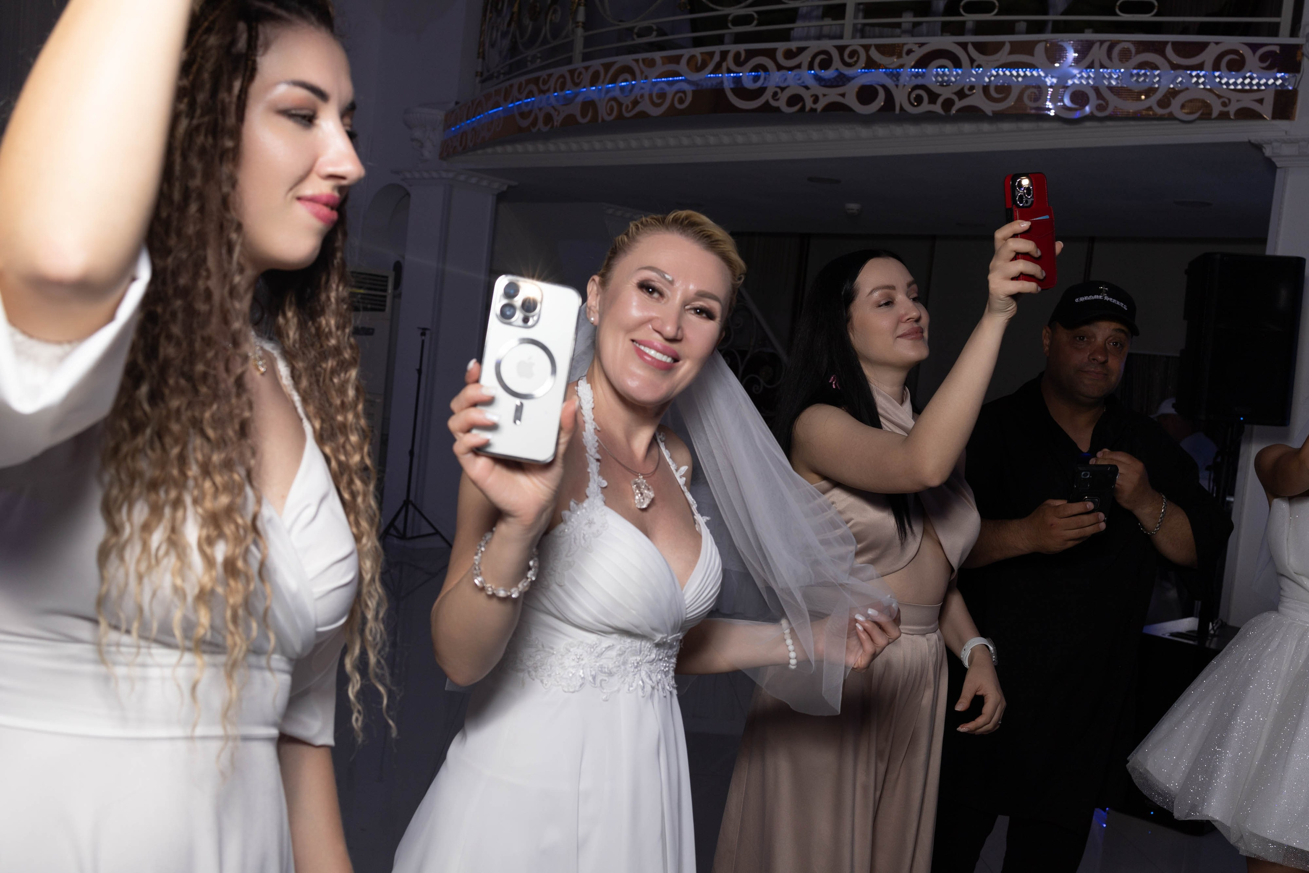 Проект «Сбежавшая невеста»