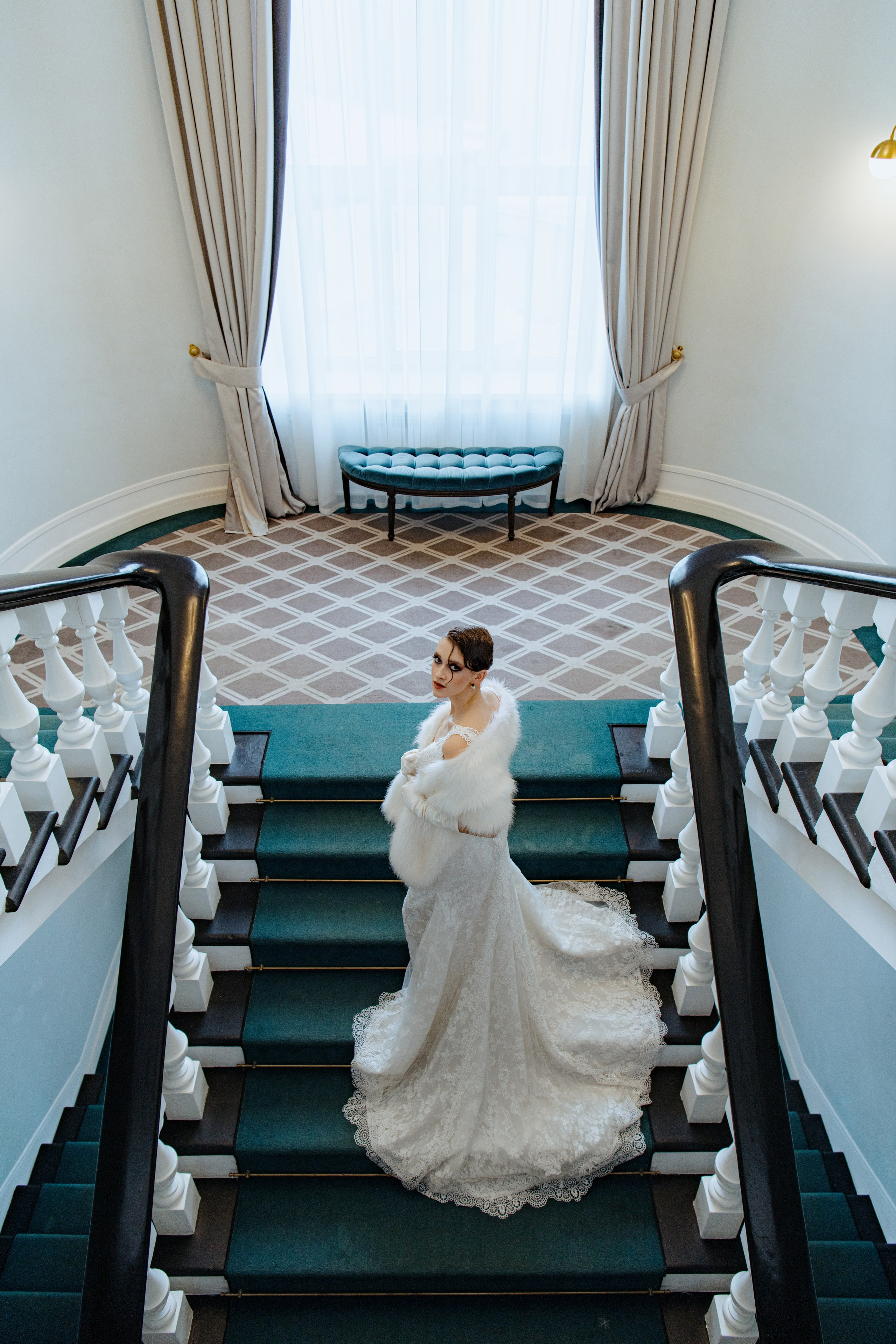 alt="Свадебная фотосессия в Барнауле. Свадебный фотограф Анна Глухова"