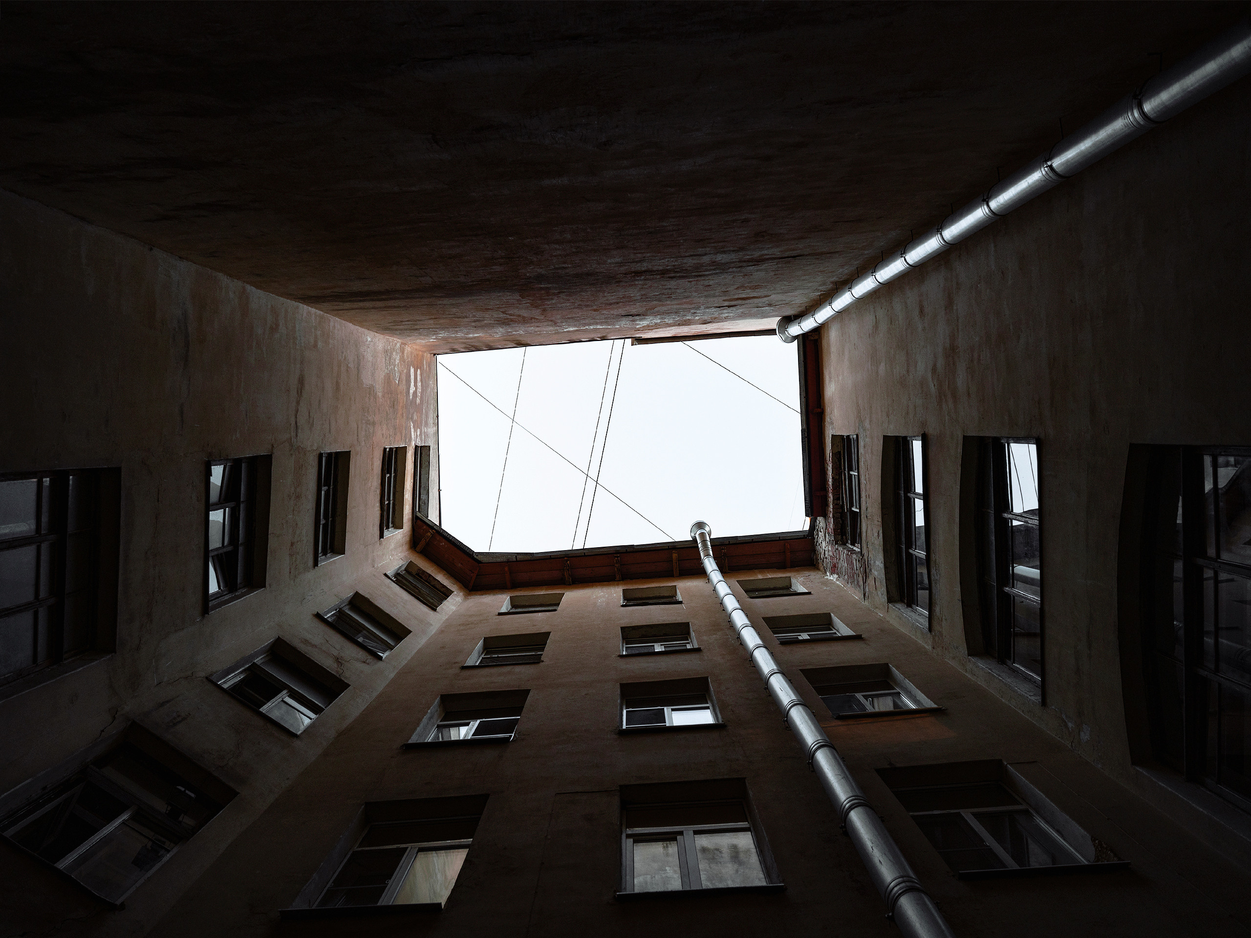 Yard well. Viktor Garshnep Documentary Photographer