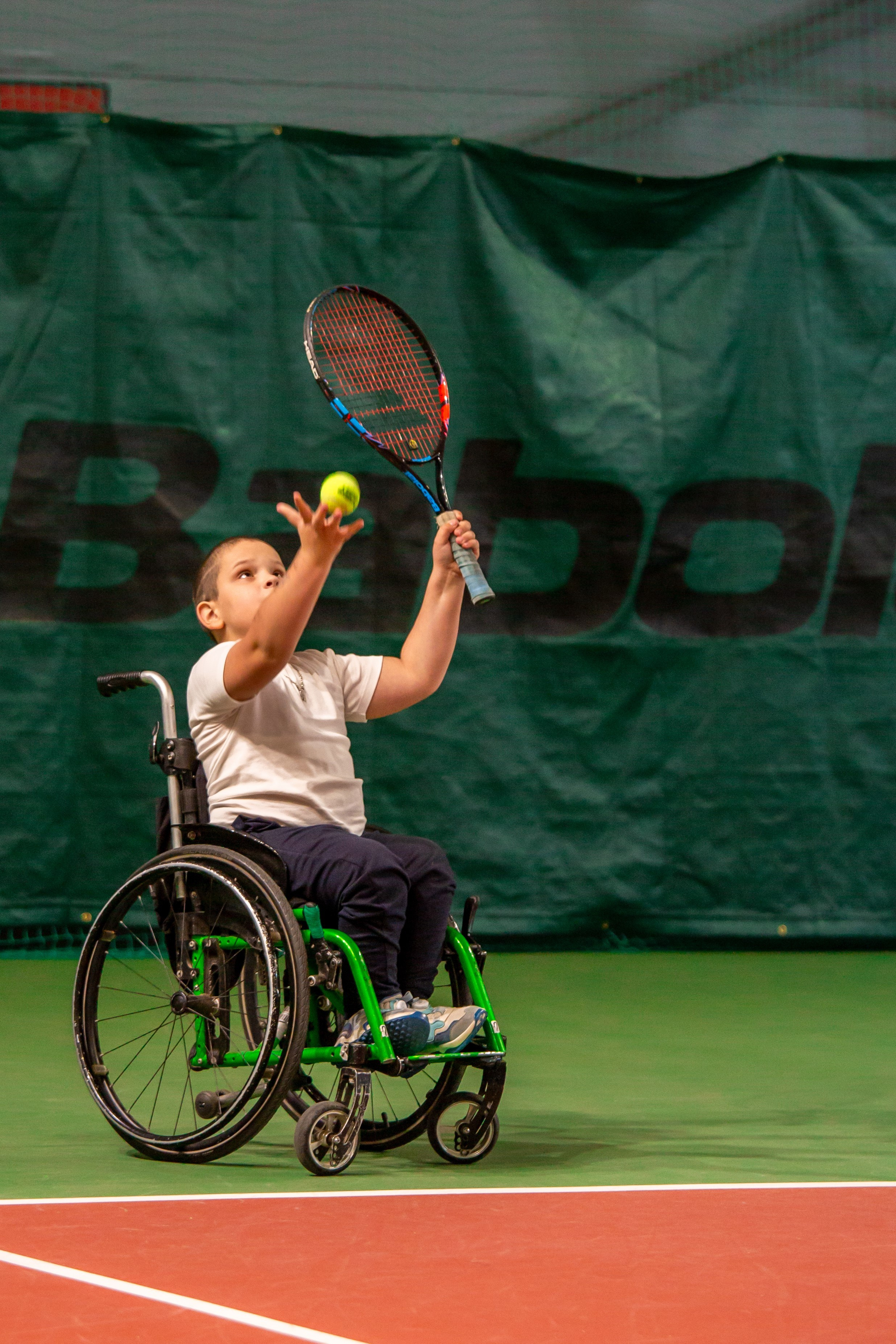 Турнир по теннису на колясках. Репортажный, семейный, свадебный, портретный фотограф