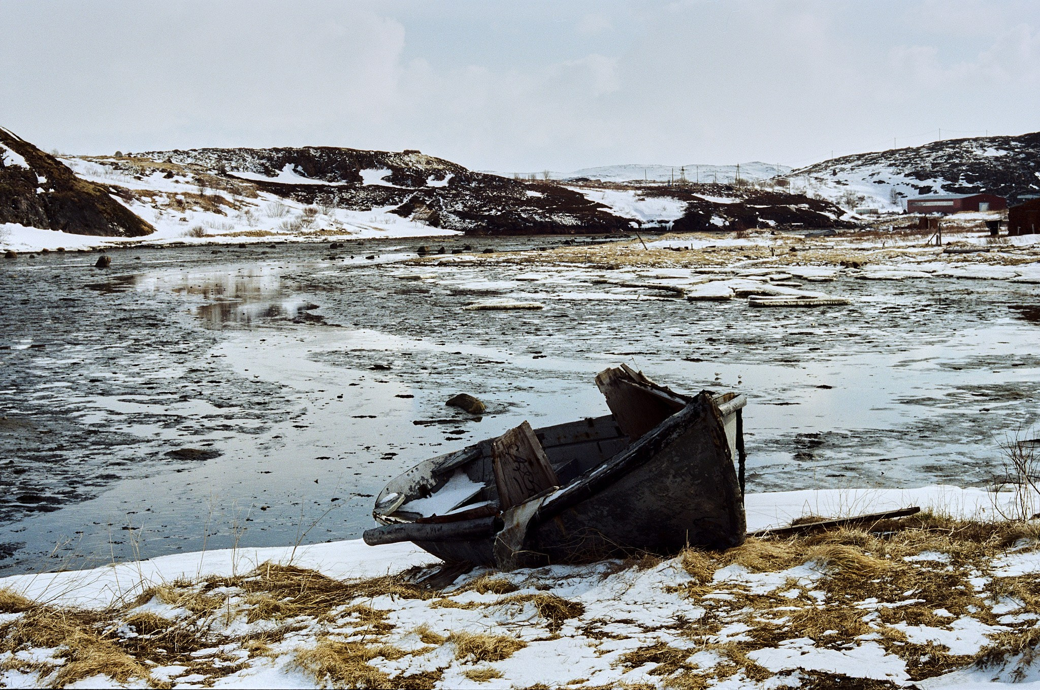 Teriberka. The Other Pavel Potseluev — film photography and mastery of meat business