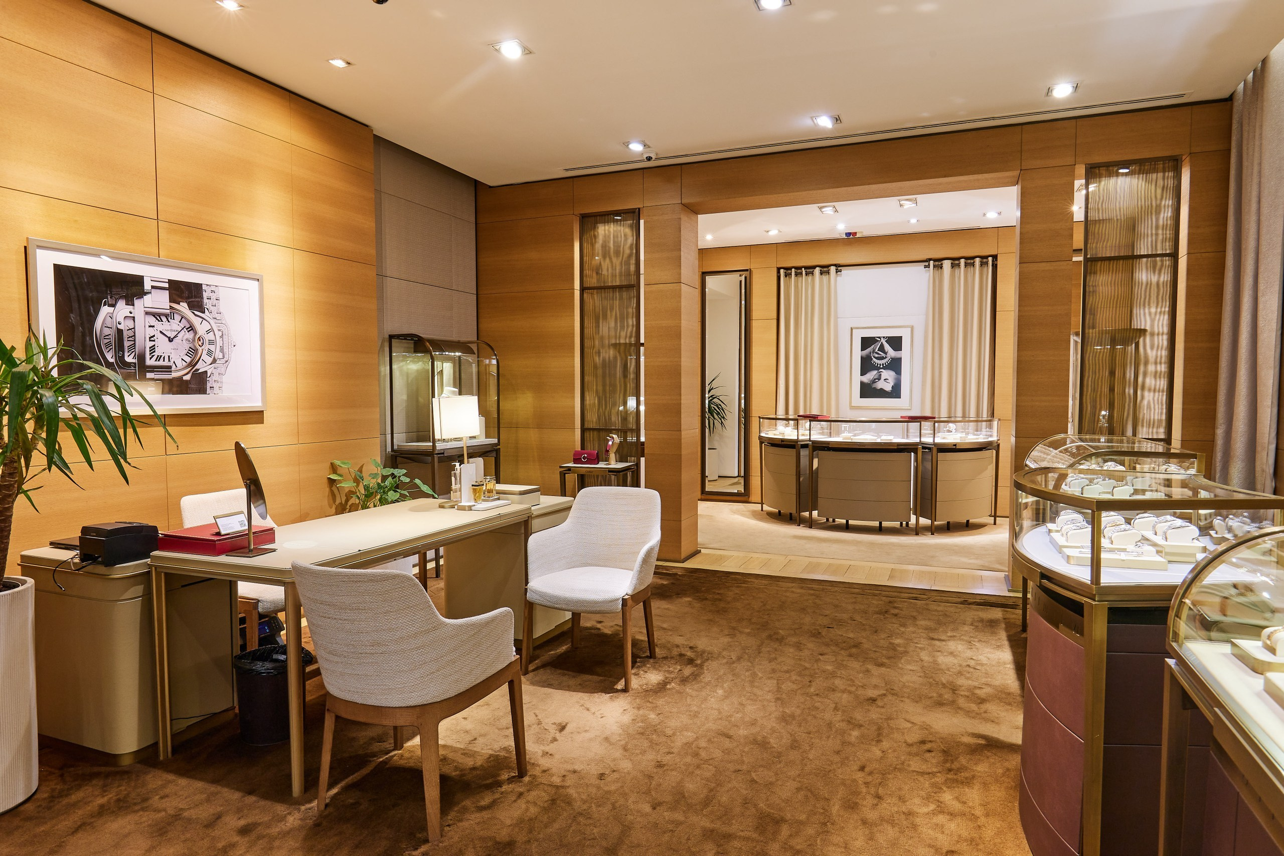 Интерьер. Fashion and advertising photographer