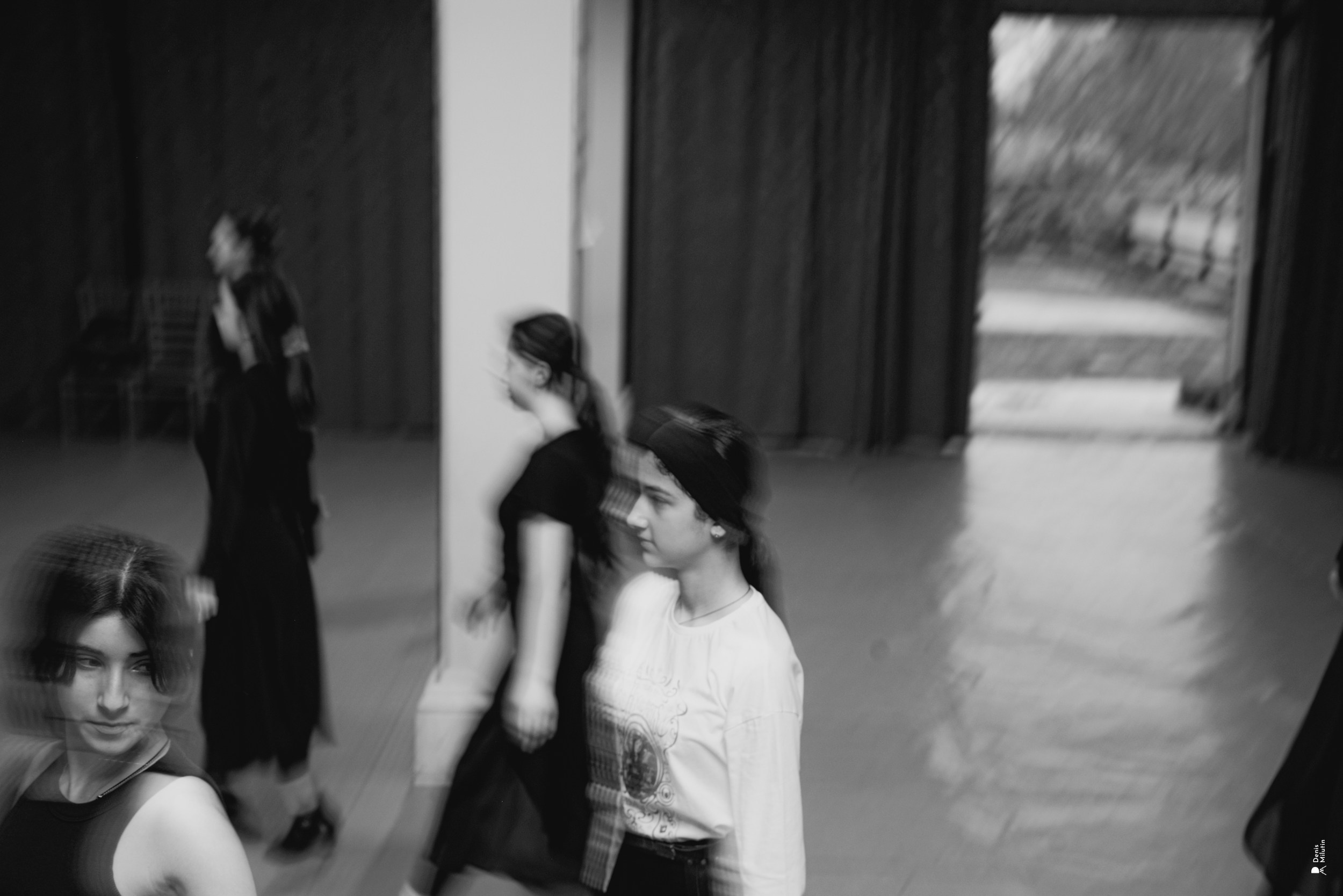 Серия Танцев теней. Портретный фотограф Денис Милютин