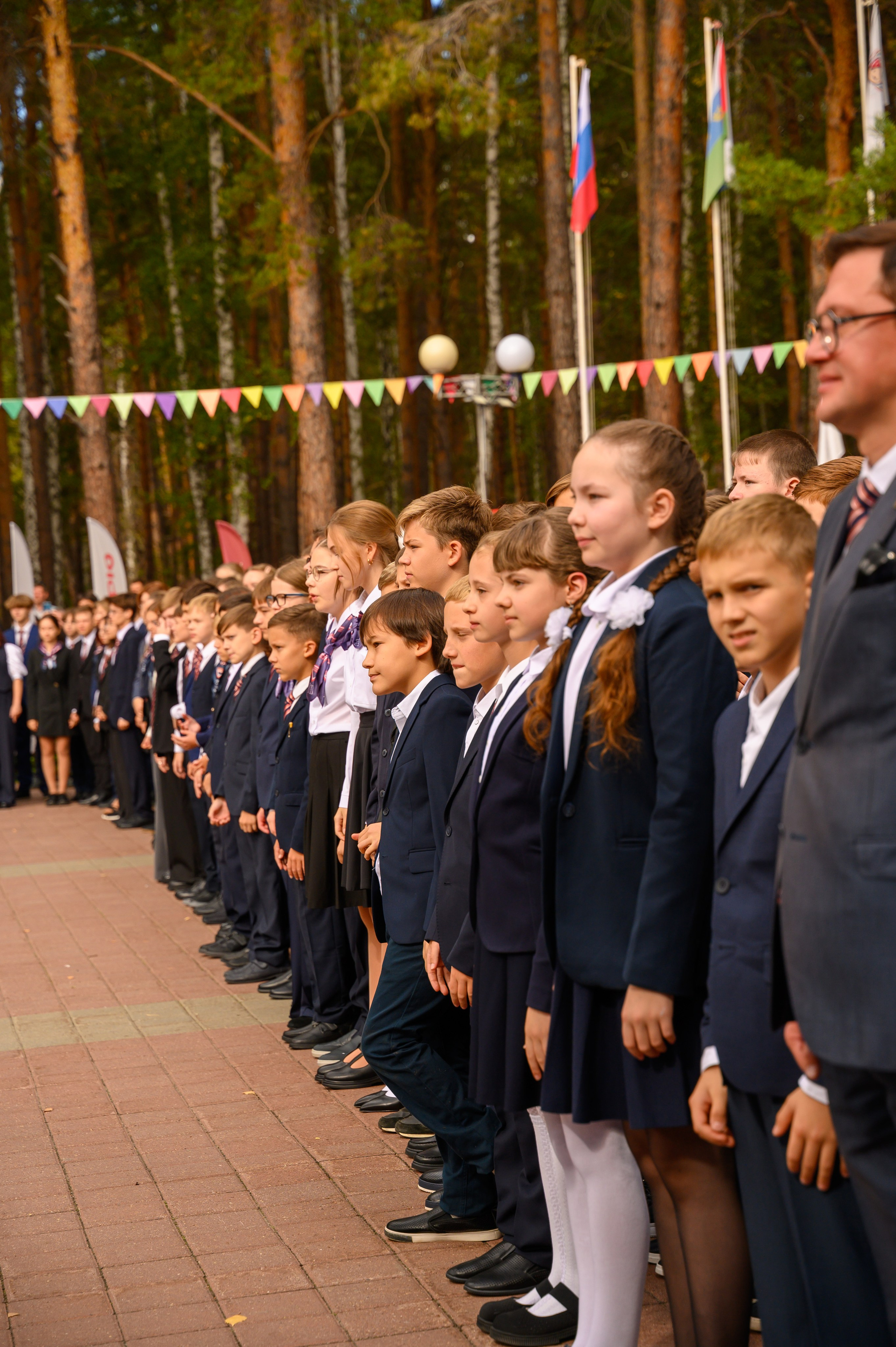 1 сентября линейка ФМШ. Фотограф новорожденных, семейный детский в Тюмени Татьяна Морозова