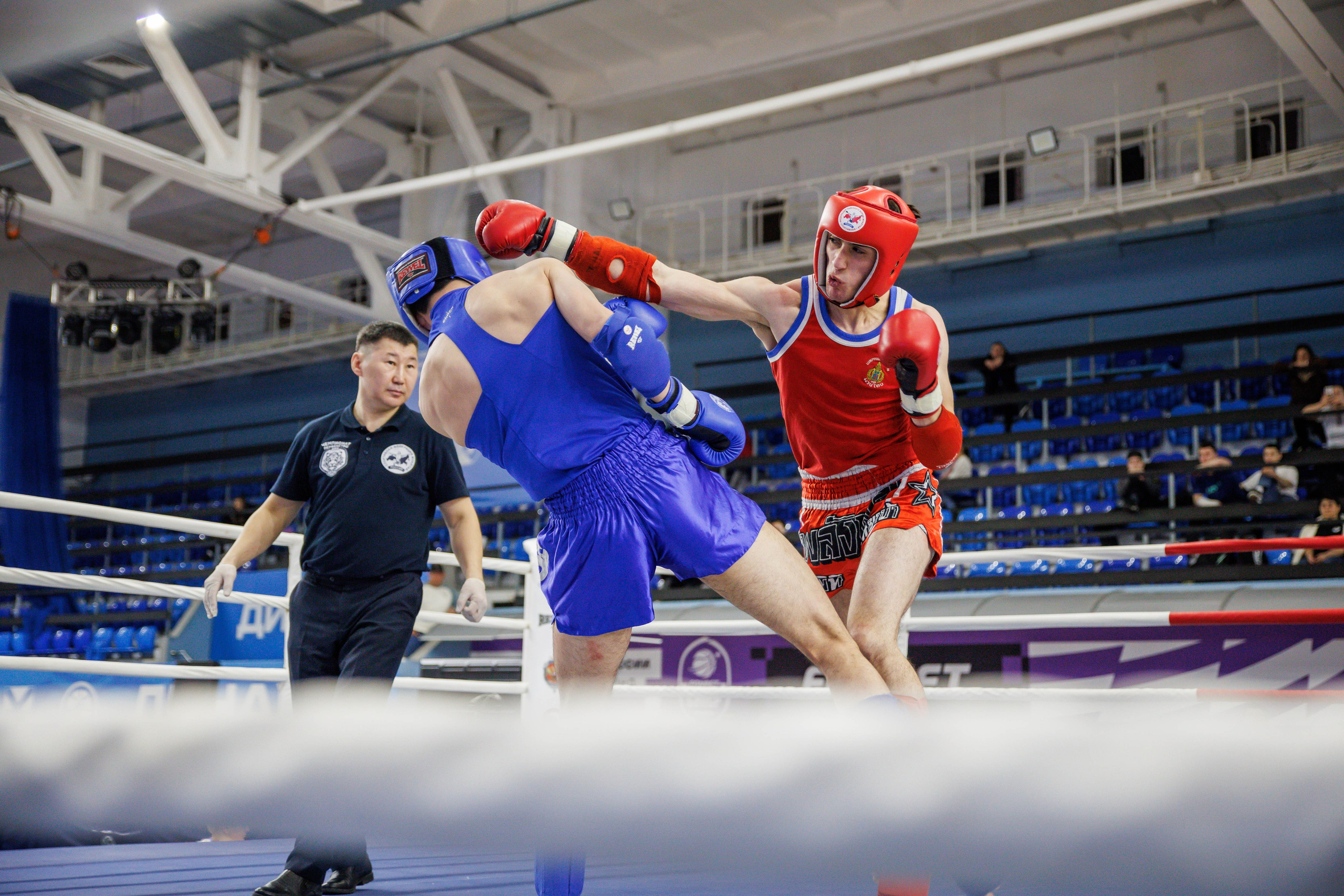 Чемпионат ДВФО по муайтай 2024. Репортажный и портретный фотограф во Владивостоке Шегай Андрей