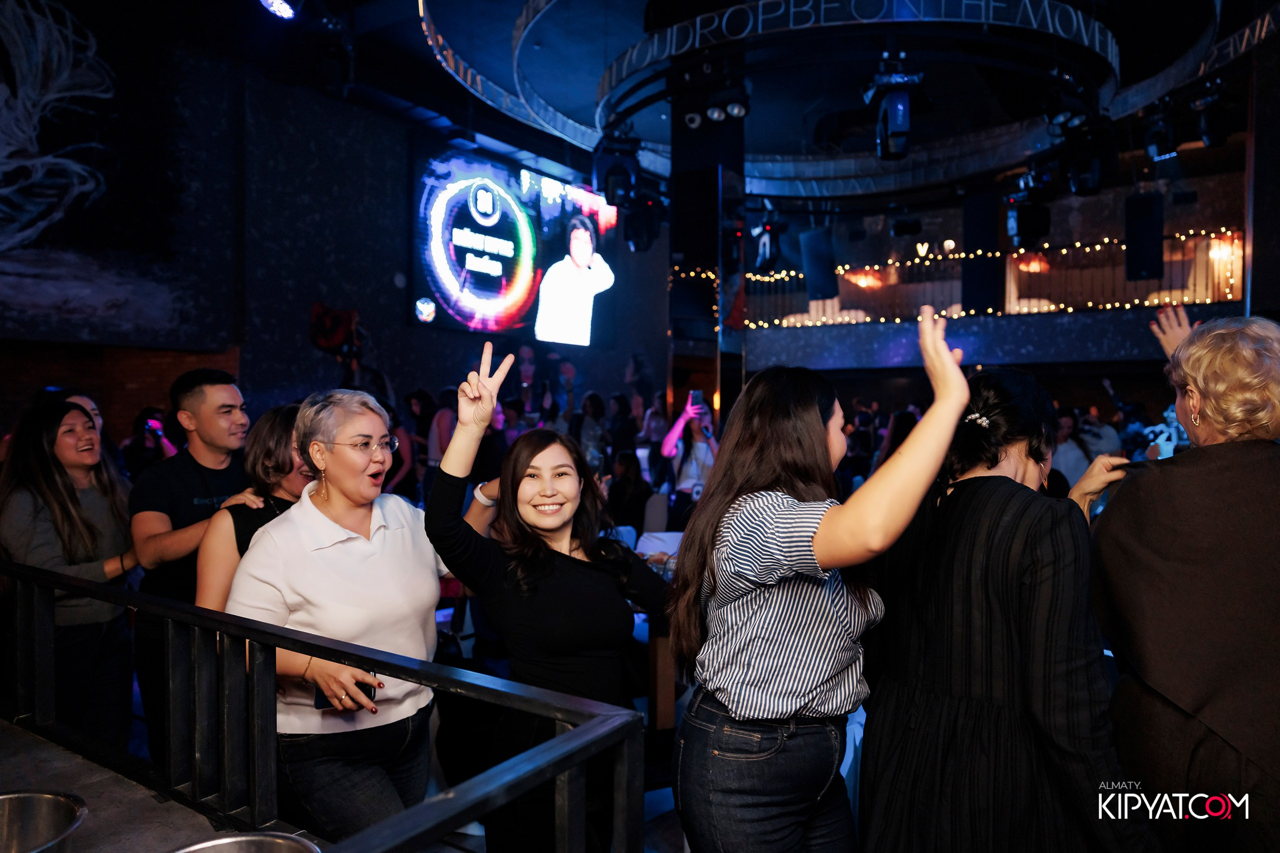 МУЗЫКАЛЬНОЕ ЛОТО В HIT RETRO. КИПЯТКОМ АЛМАТЫ! Фотосъемка мероприятий в Алматы