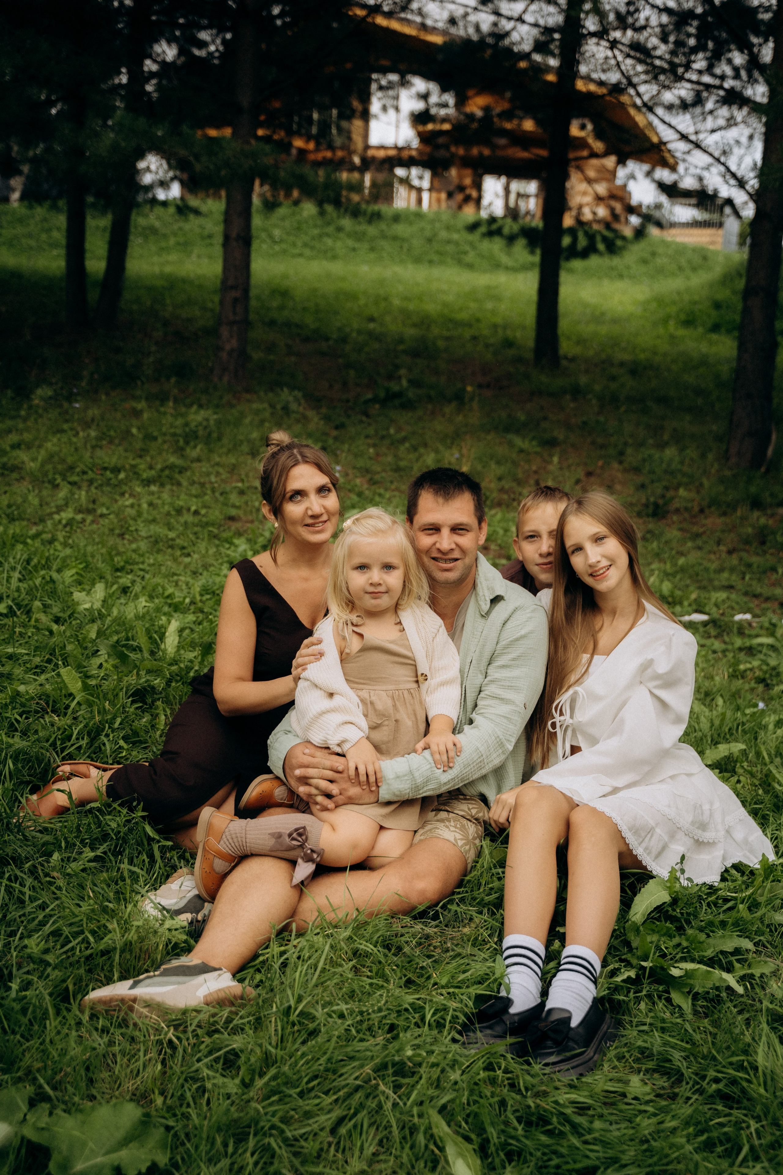 Семья в Березовой роще. Фотограф в городе Бирск Самойлова Екатерина
