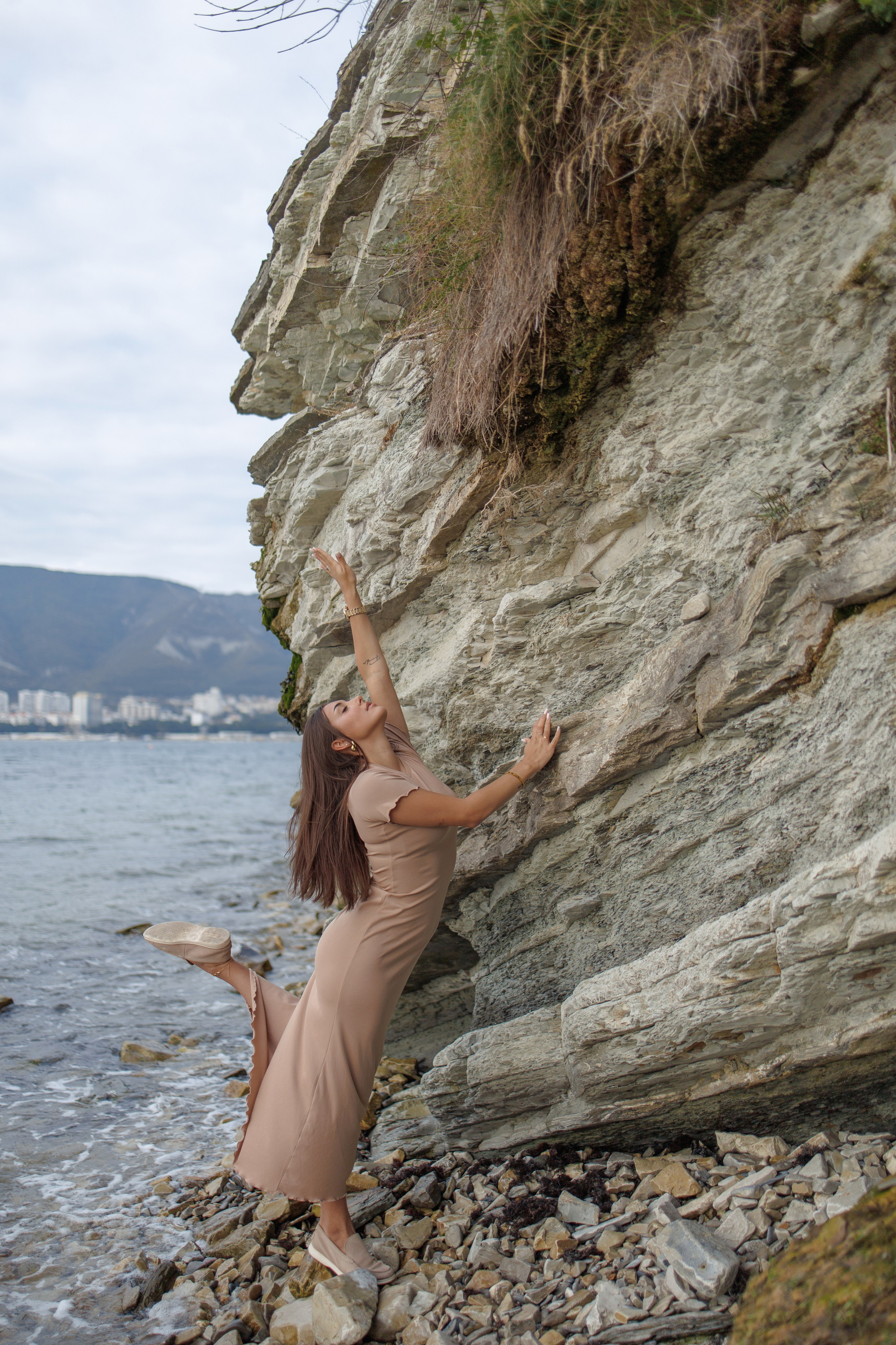 Лавстори пляж Метрополь. Семейный и портретный фотограф в Геленджике Любовь Бодрова