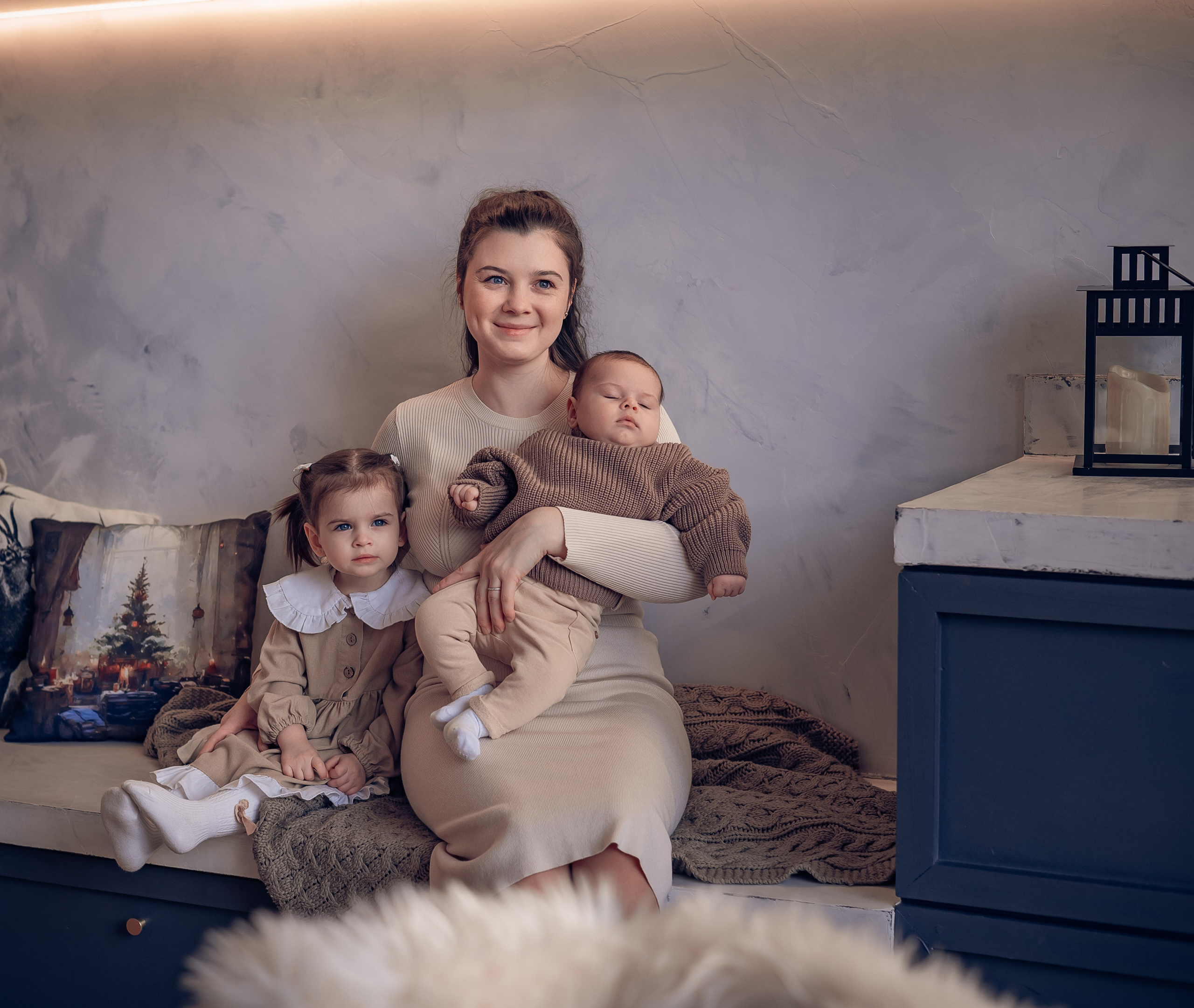 Виктория, Александр, Ванюша и Ариша. Фотографы крещения/венчания  Красноярск Татьяна и Вячеслав Переваловы