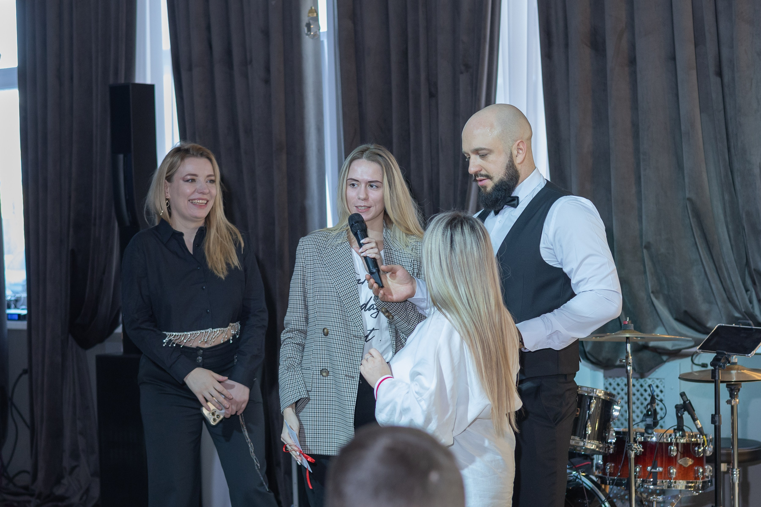 Свадебное чаепитие для молодоженов