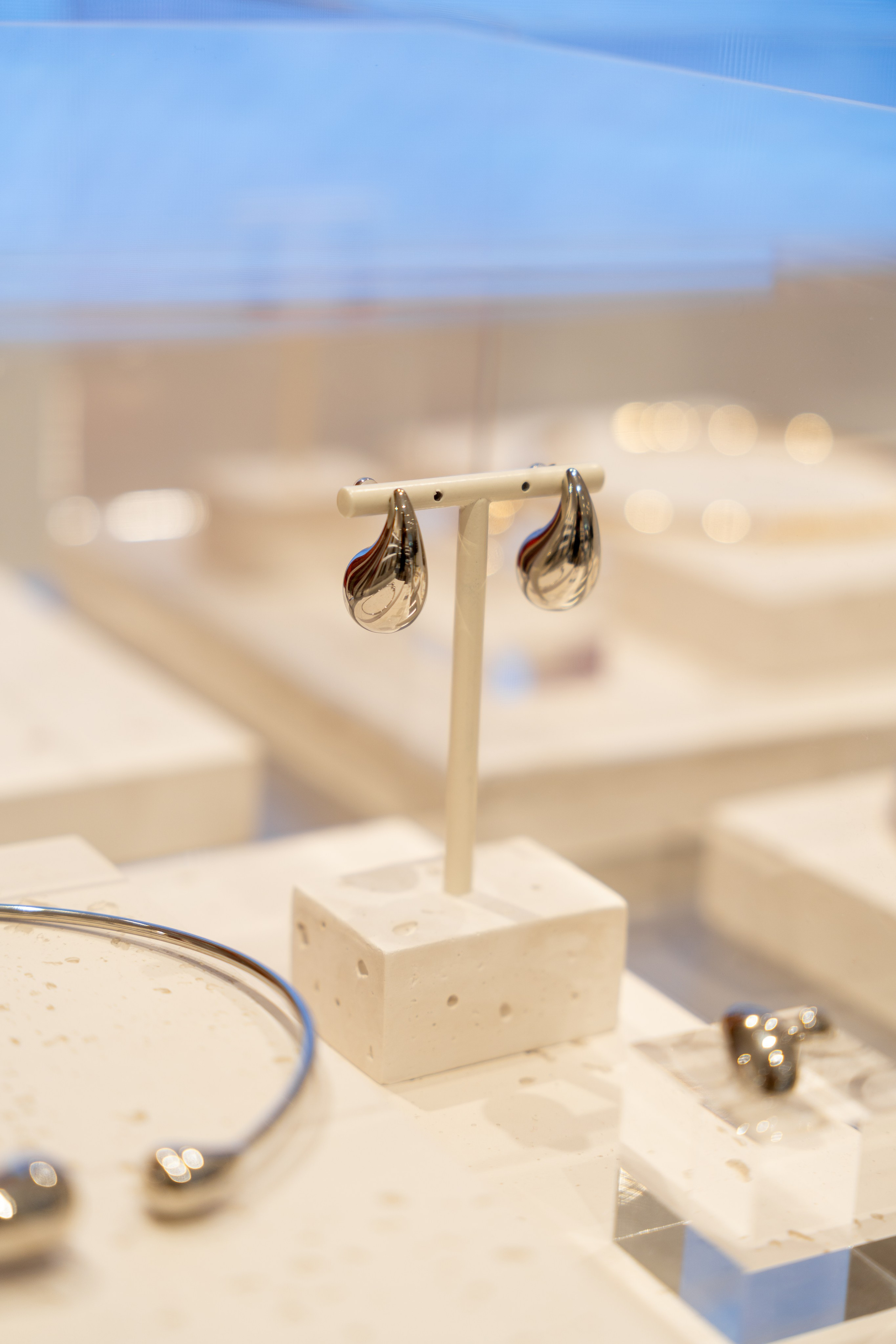 Интерьерная фотосъемка магазина Ekonika в Краснодаре — обувной бренд Профессиональная фотосъемка Ekonika — фирменный магазин в Краснодаре. Шедевры для Вас! Фотограф и Видеограф в Краснодаре Пахиев Руслан