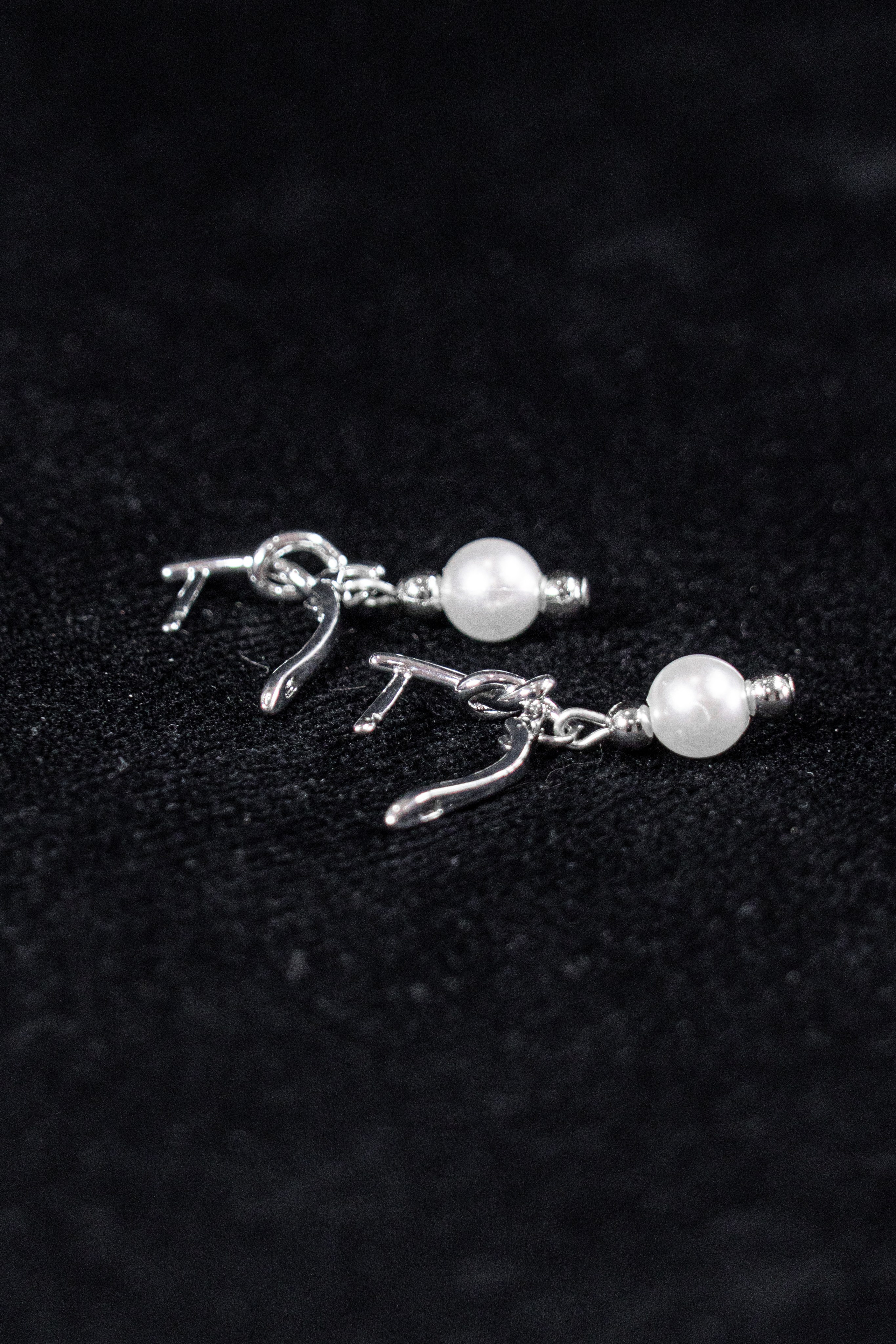 Фото бижутерии для маркетплейсов Ozon и Wildberries Предметная фотосъемка бижутерии для Wildberries и Ozon в Краснодаре. Шедевры для Вас! Фотограф и Видеограф в Краснодаре Пахиев Руслан