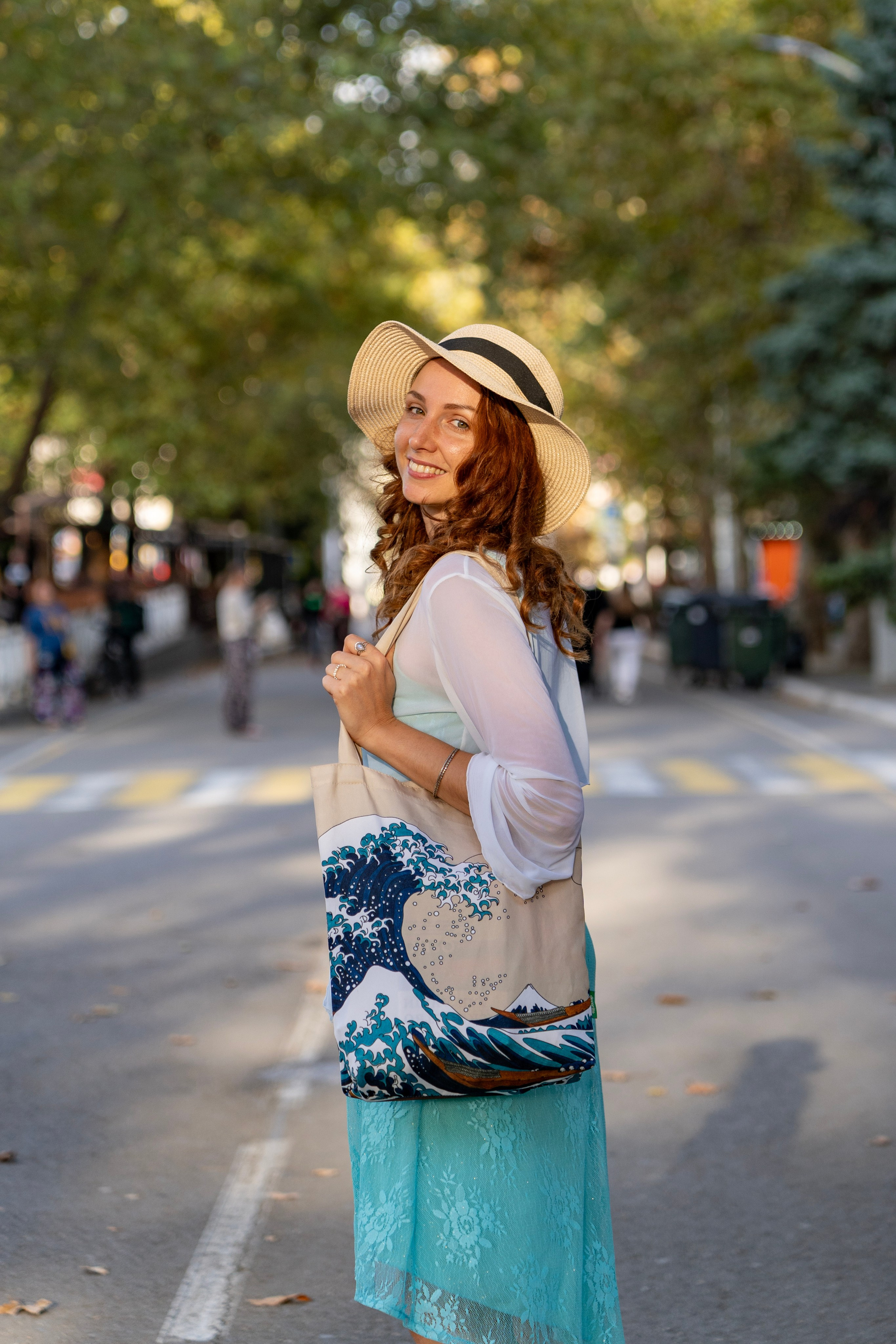 Осенняя фотоссесия по центру Анапы. Семейный и детский фотограф Екатерина Черняева. Снимаю портреты, love story, фотопрогулки, работаю на улице, в кафе, студии, дома у клиента
