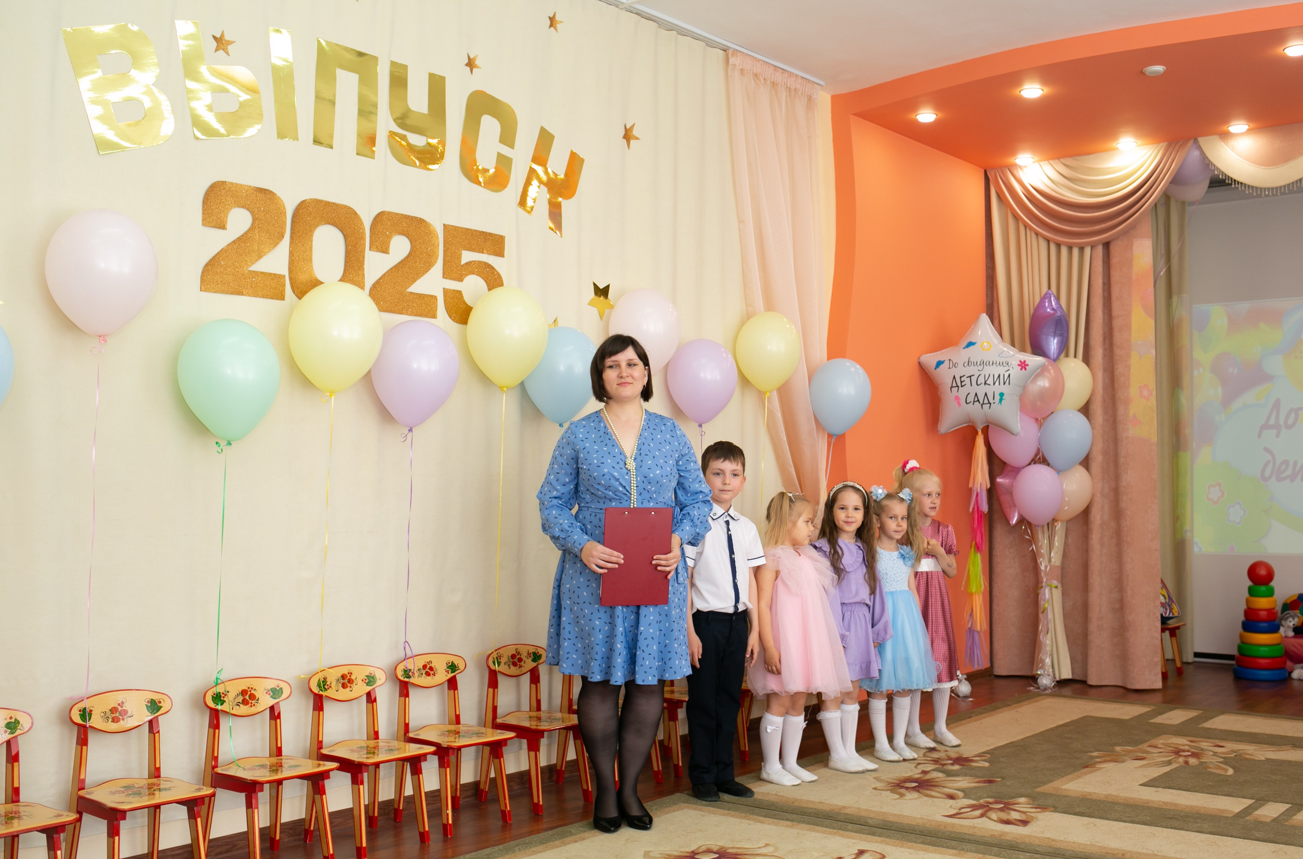 Выпускные и Утренники. Фотограф новорожденных и семейный фотограф НСО г. Бердск Марина Львова