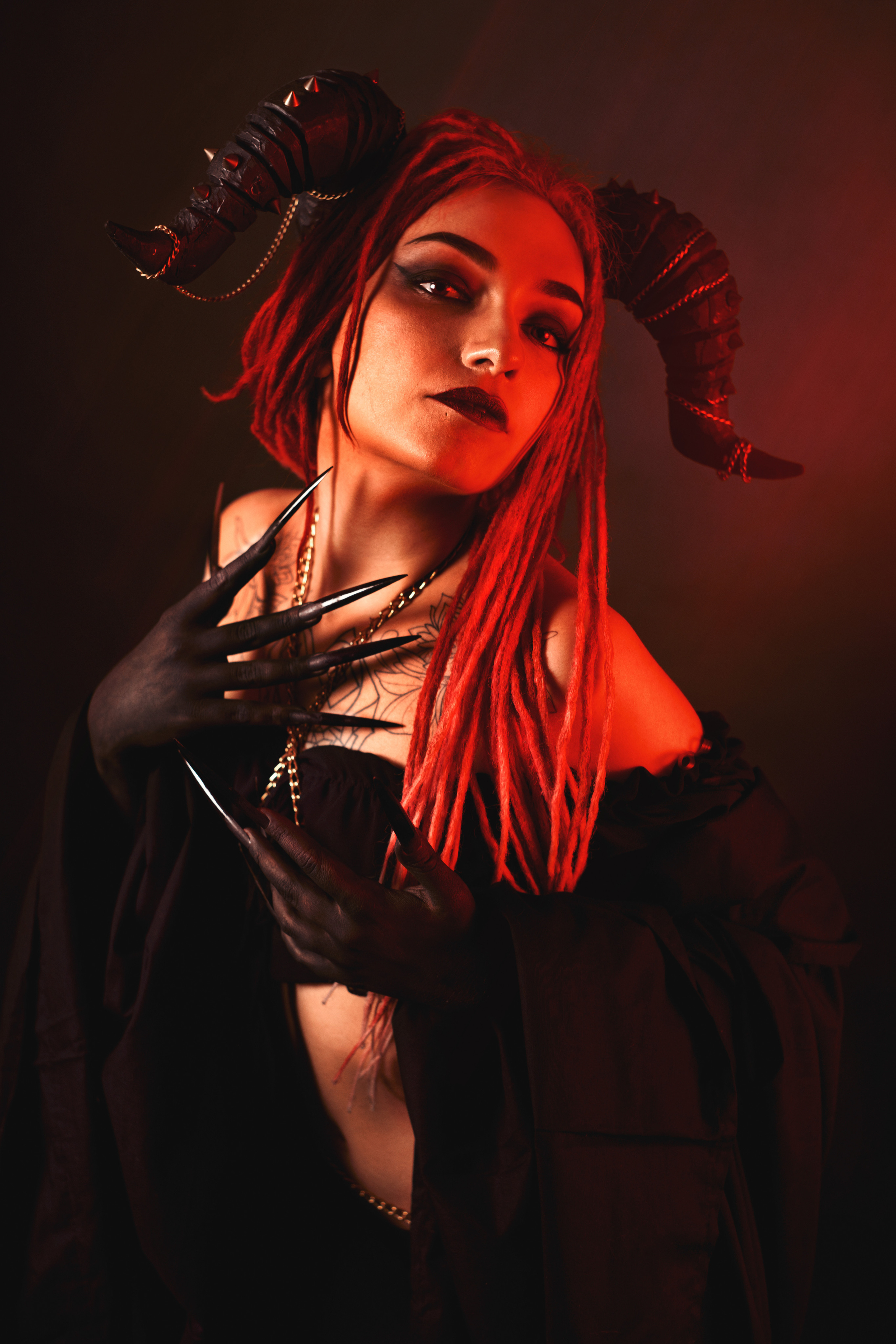 Фотограф в Самаре Туваев от художественных портретов до маркетплейсов