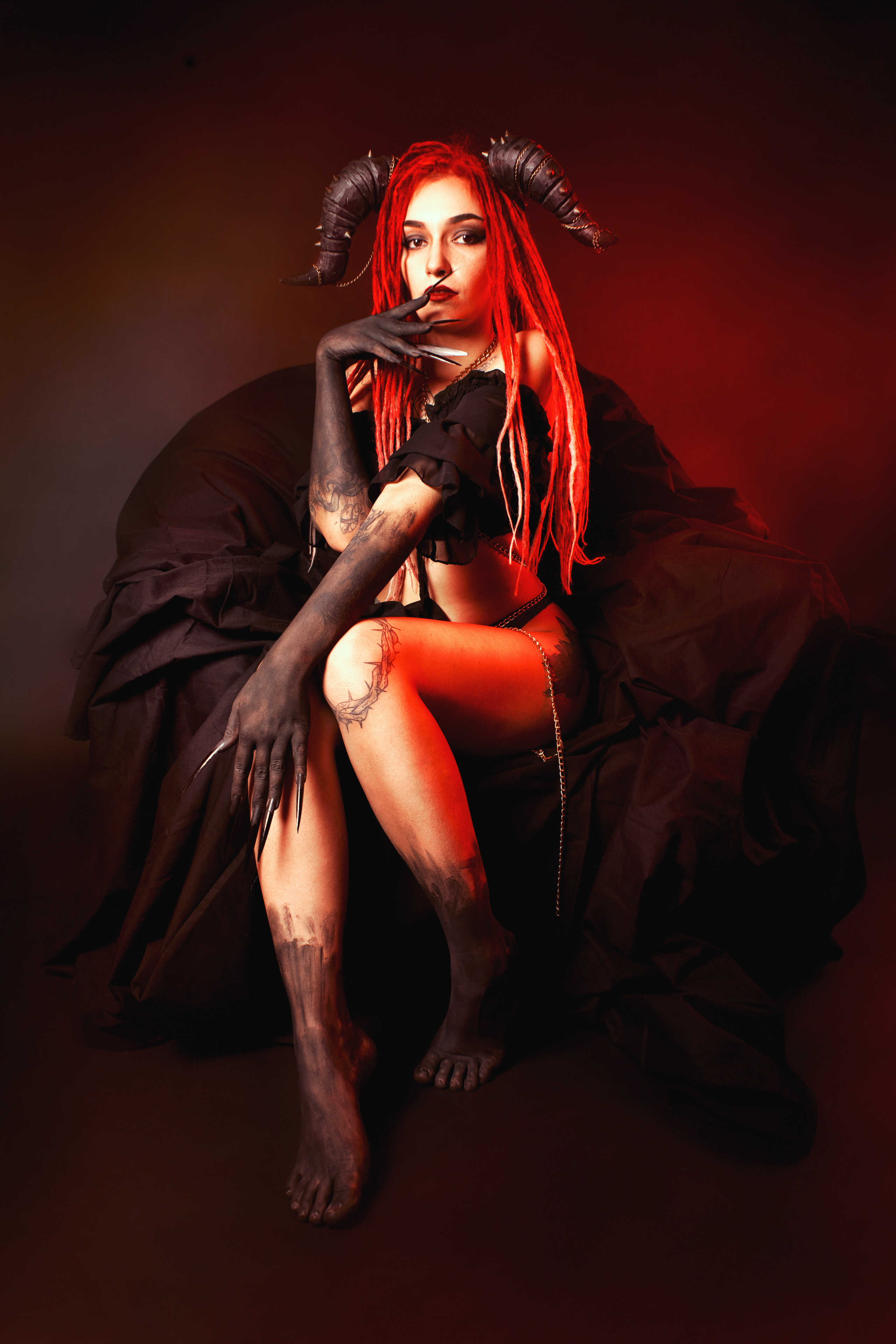 Кристина. Демонэсса!. Фотограф в Самаре Туваев от художественных портретов до маркетплейсов