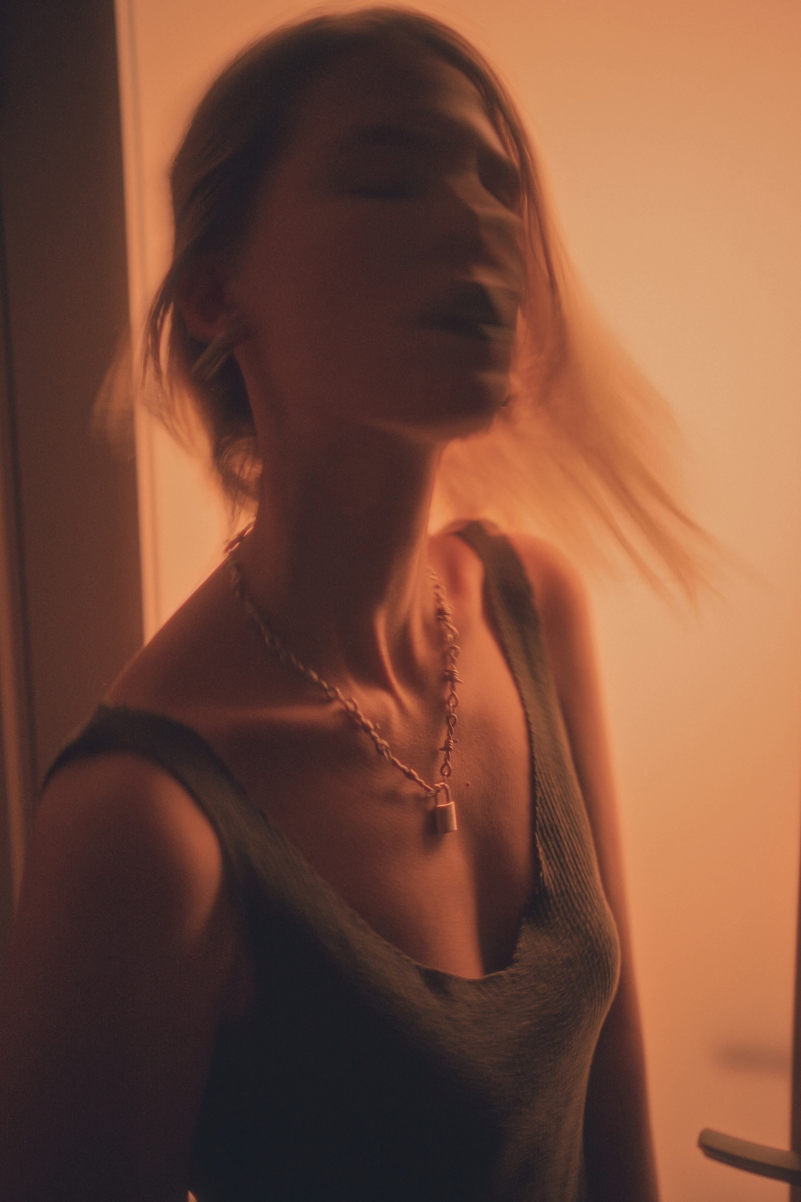 Белла. Нежная под пленку. Фотограф в Самаре Туваев от художественных портретов до маркетплейсов