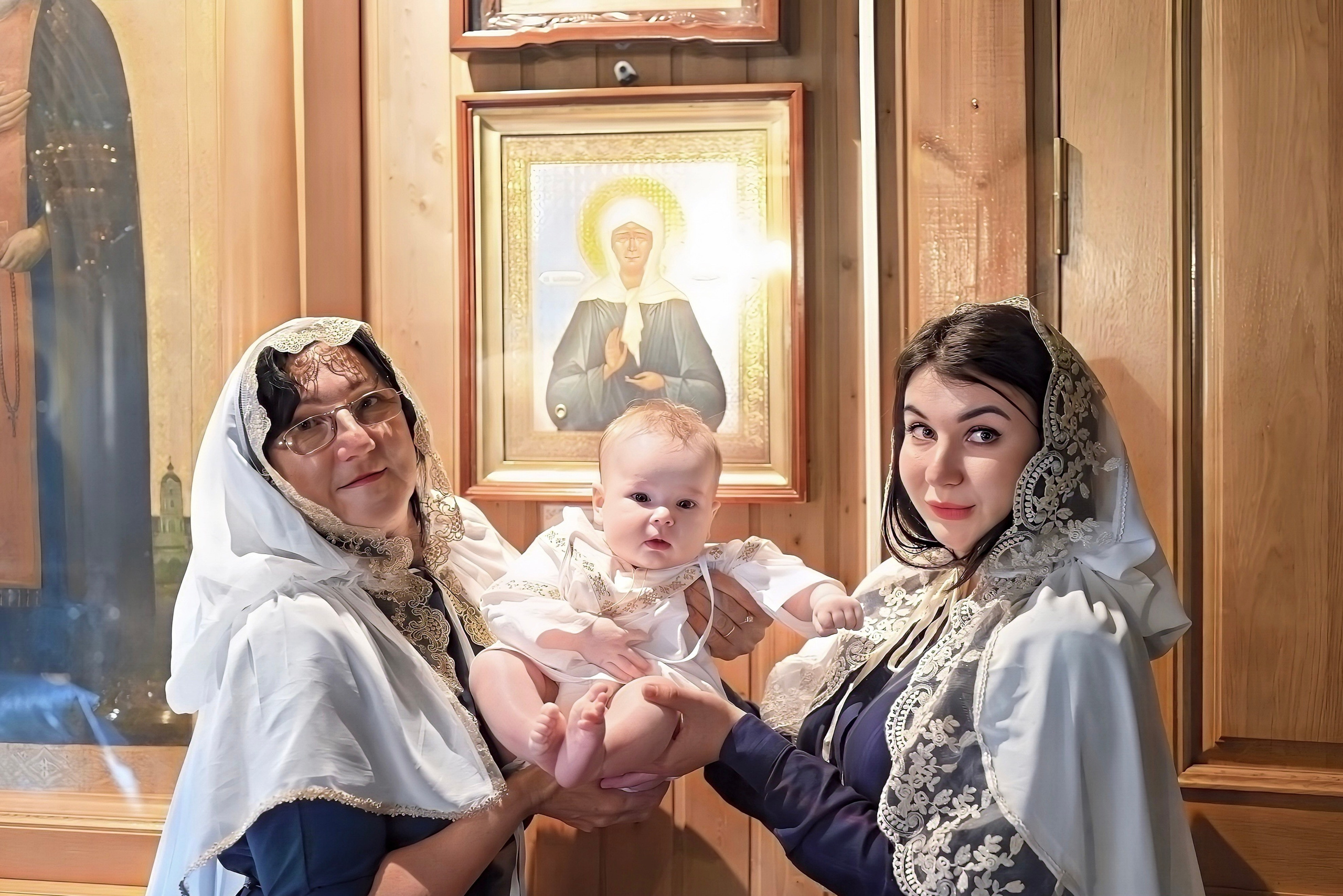 Крещение Чертаново мама Жанна. Семейный и детский фотограф Москва