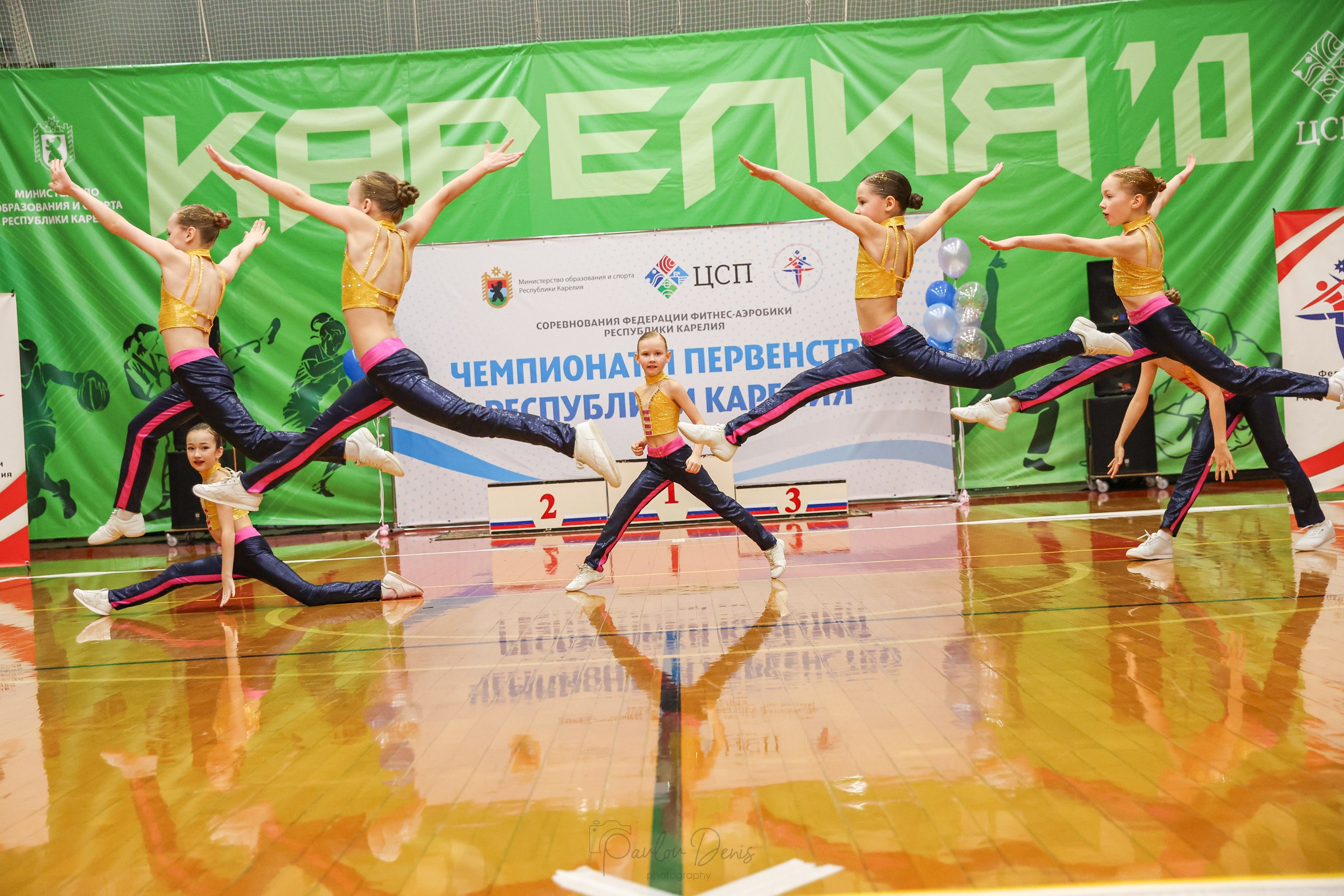 Аэробика и танцы. Спортивный репортаж