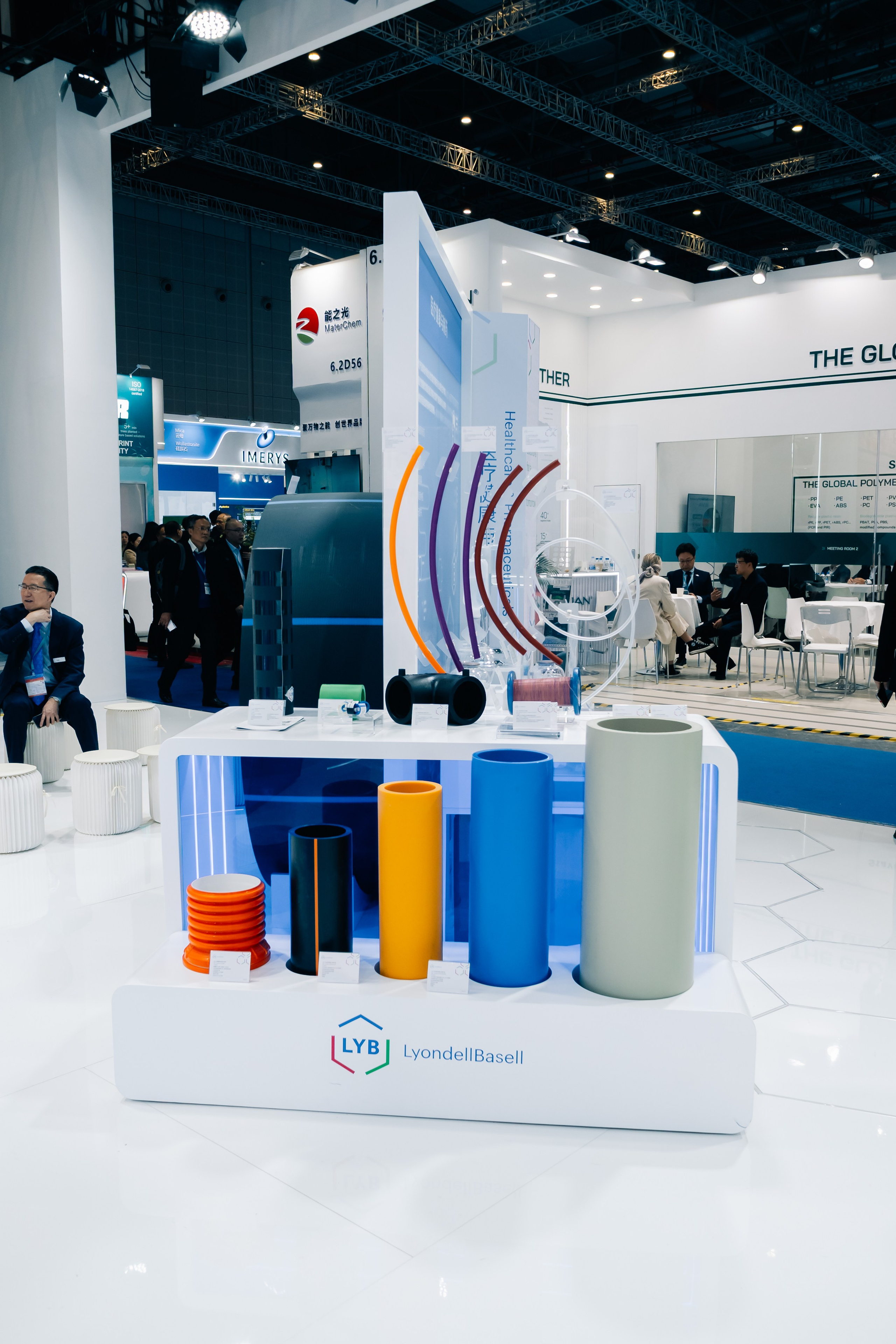 Фото и видеосъемка на выставке CHINAPLAS в Шанхае | Компания VZLP | Фотограф в Шанхае