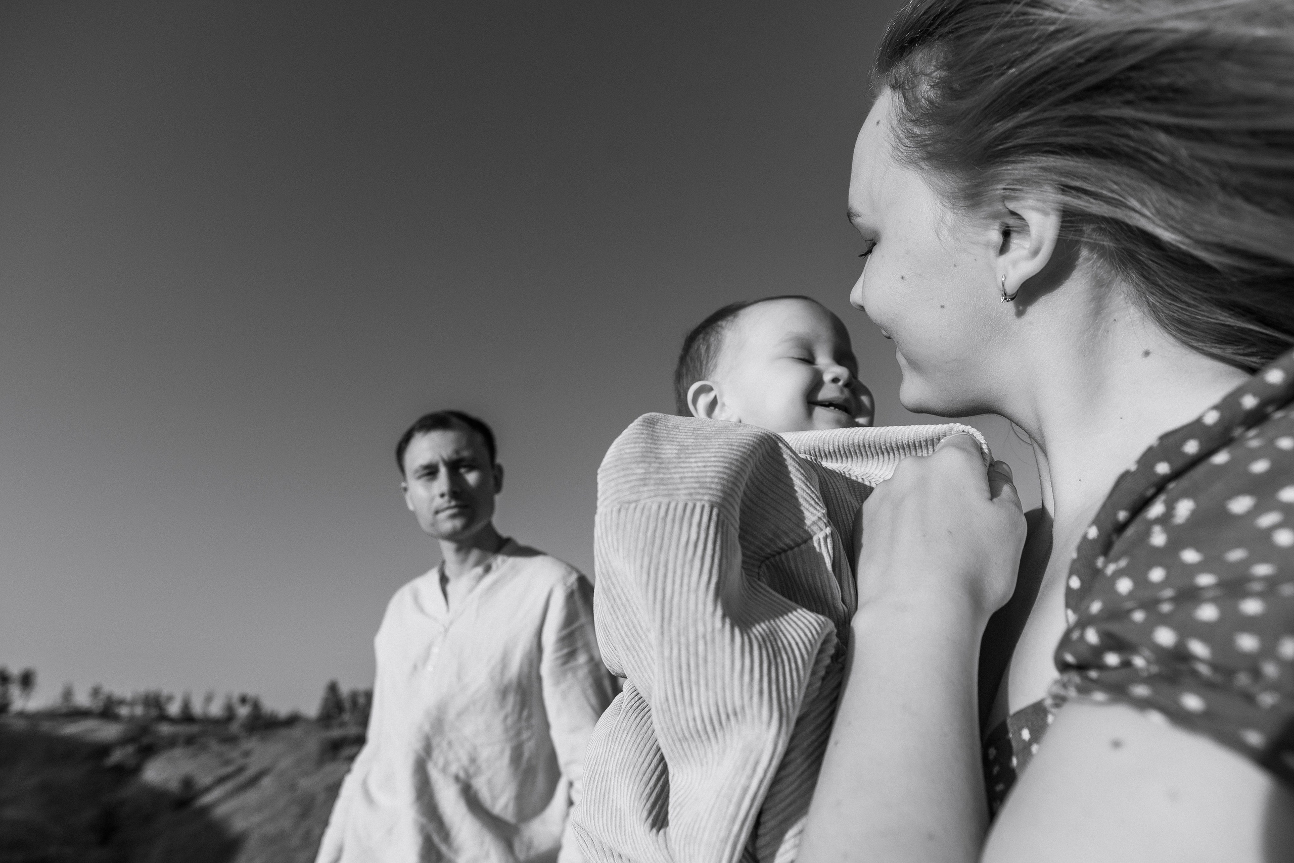 Трое в поле, не считая собаки. Семейный документальный фотограф в Волгограде Мариэта Додина